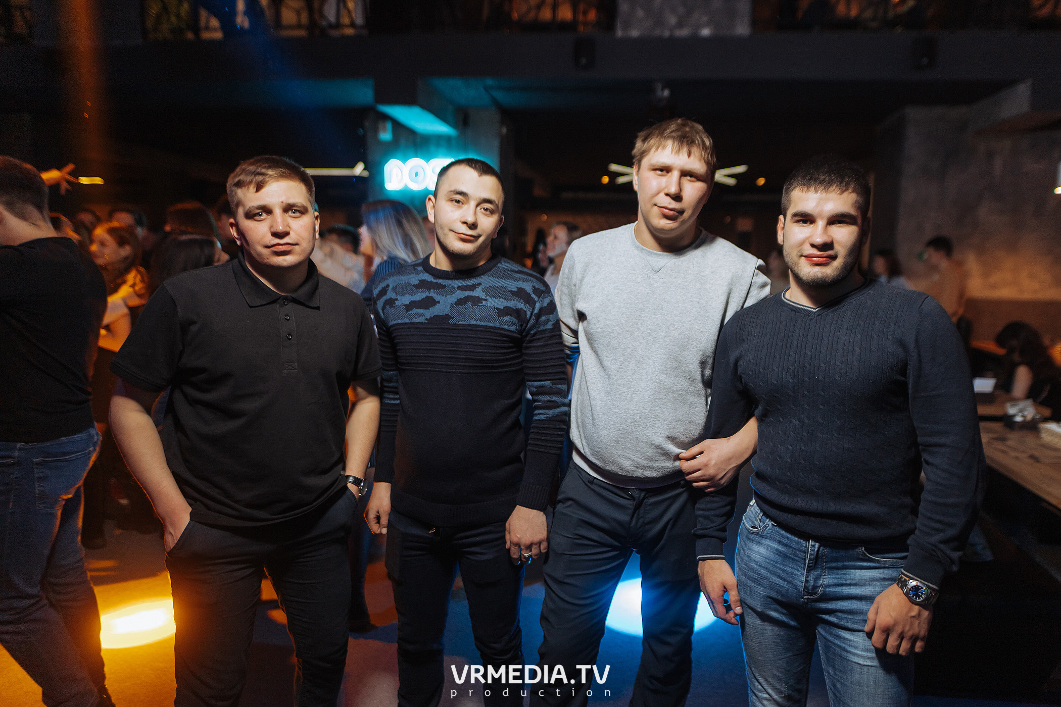 Выходные в баре «DOSKI»