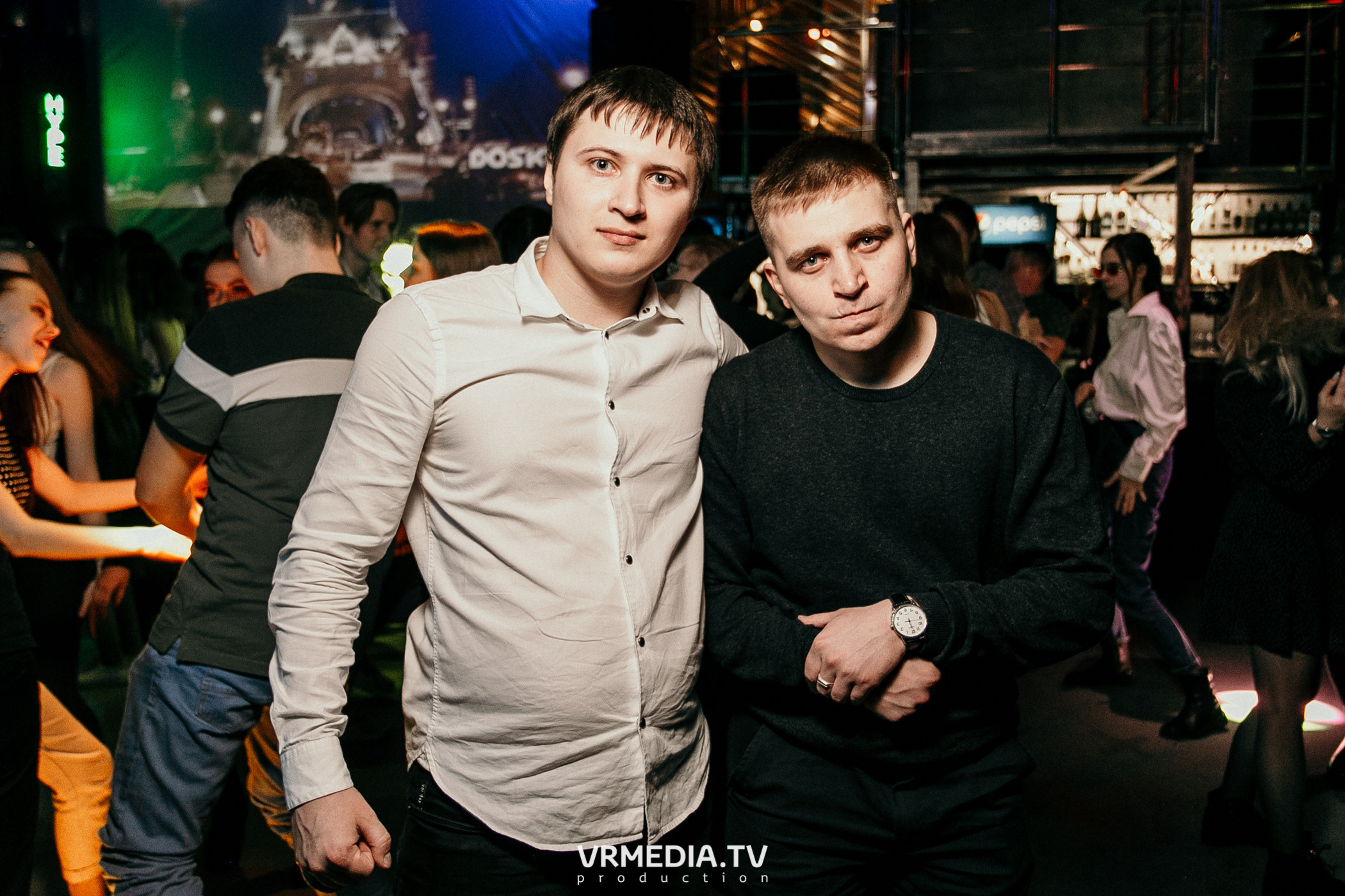 Выходные в баре «DOSKI»