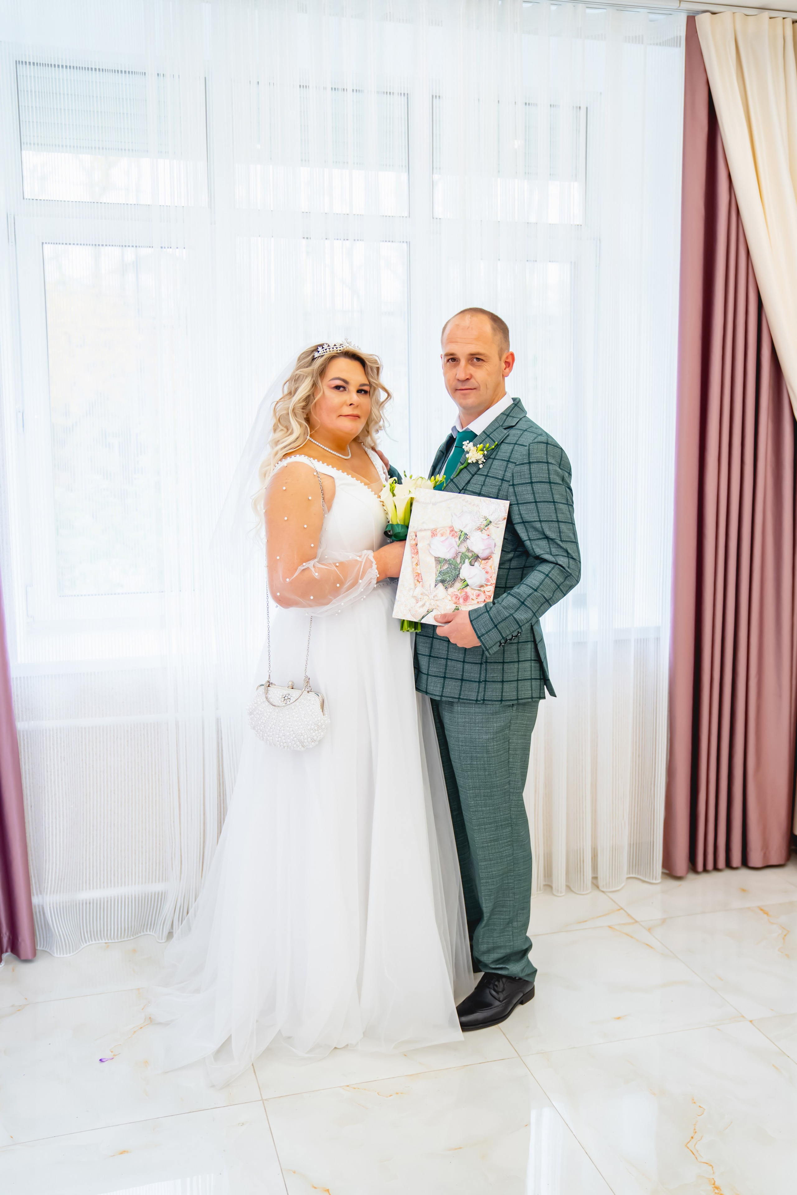 Осенняя Свадьба 2024. Занимаюсь профессиональной фотографией и живу рядом с Байкалом. Работаю в разных жанрах