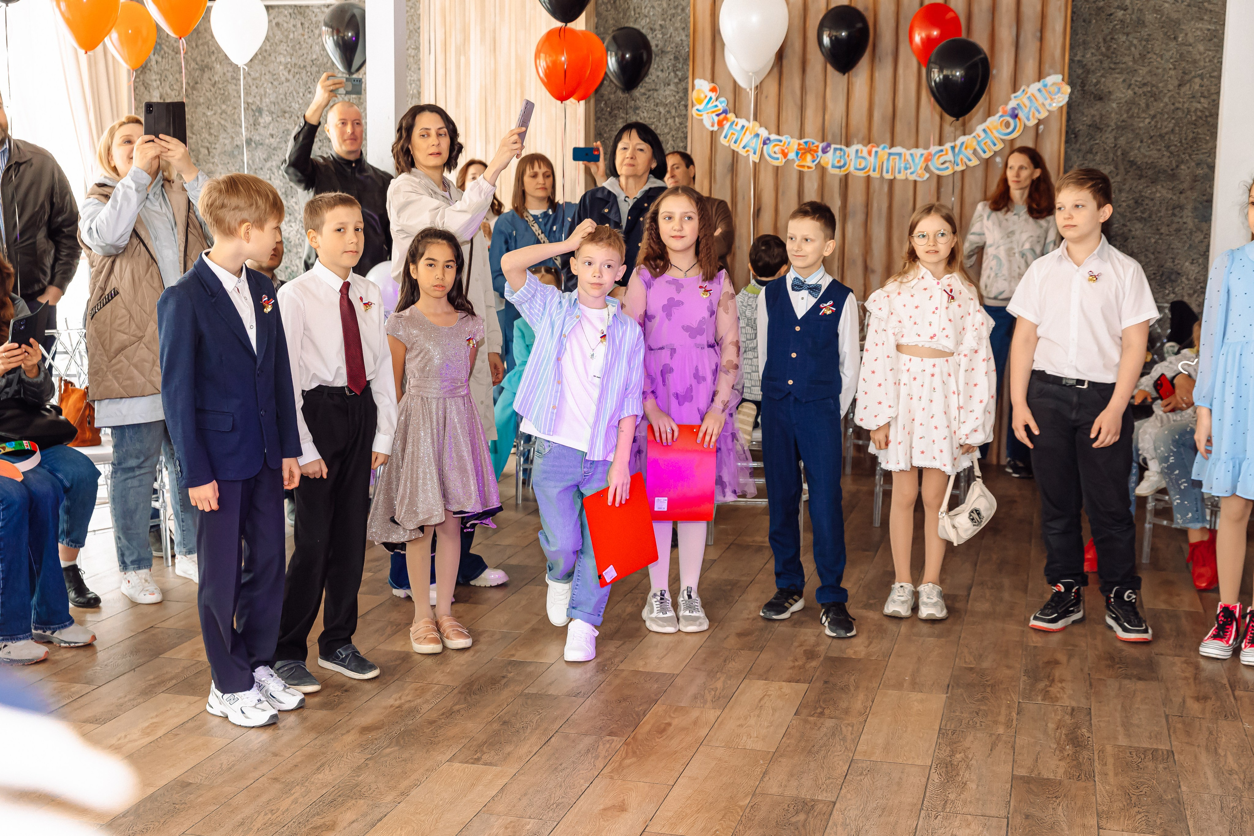 Выпускной и Последний Звонок 4 класс. Фотограф Евгения Улаз