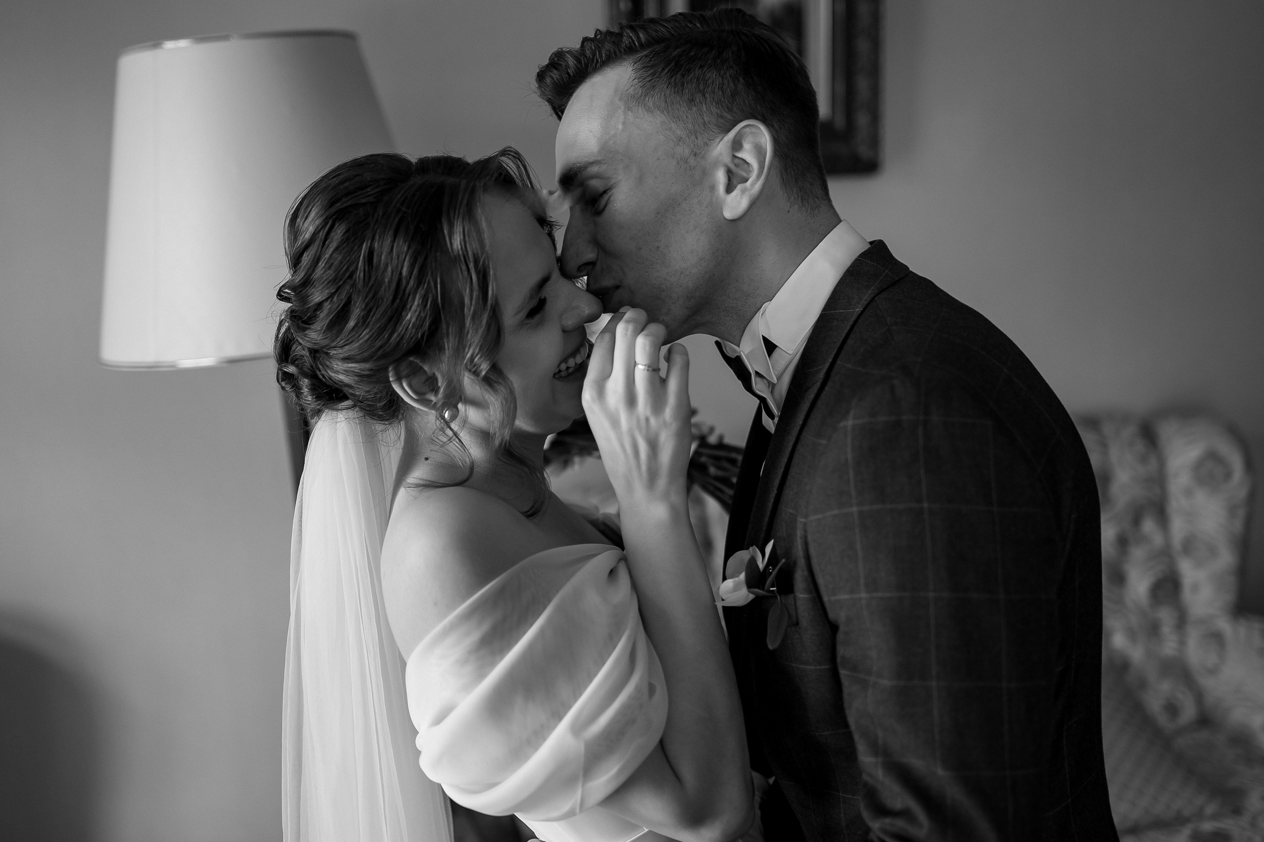 Эмоции невесты на первой встрече