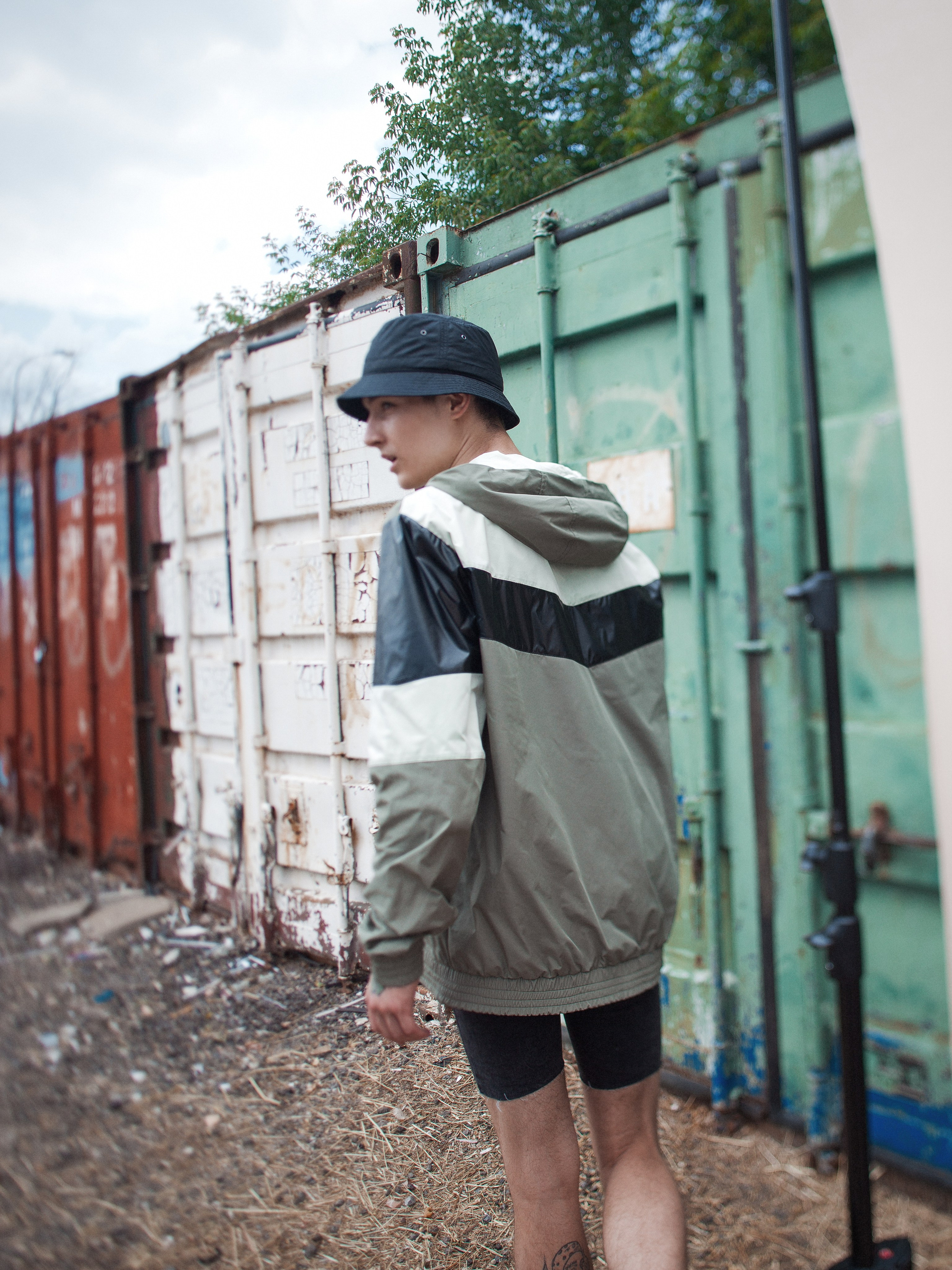 Лук бук Tolyboy. Каталожный и предметный фотограф в Москве Анна Nesmeliva