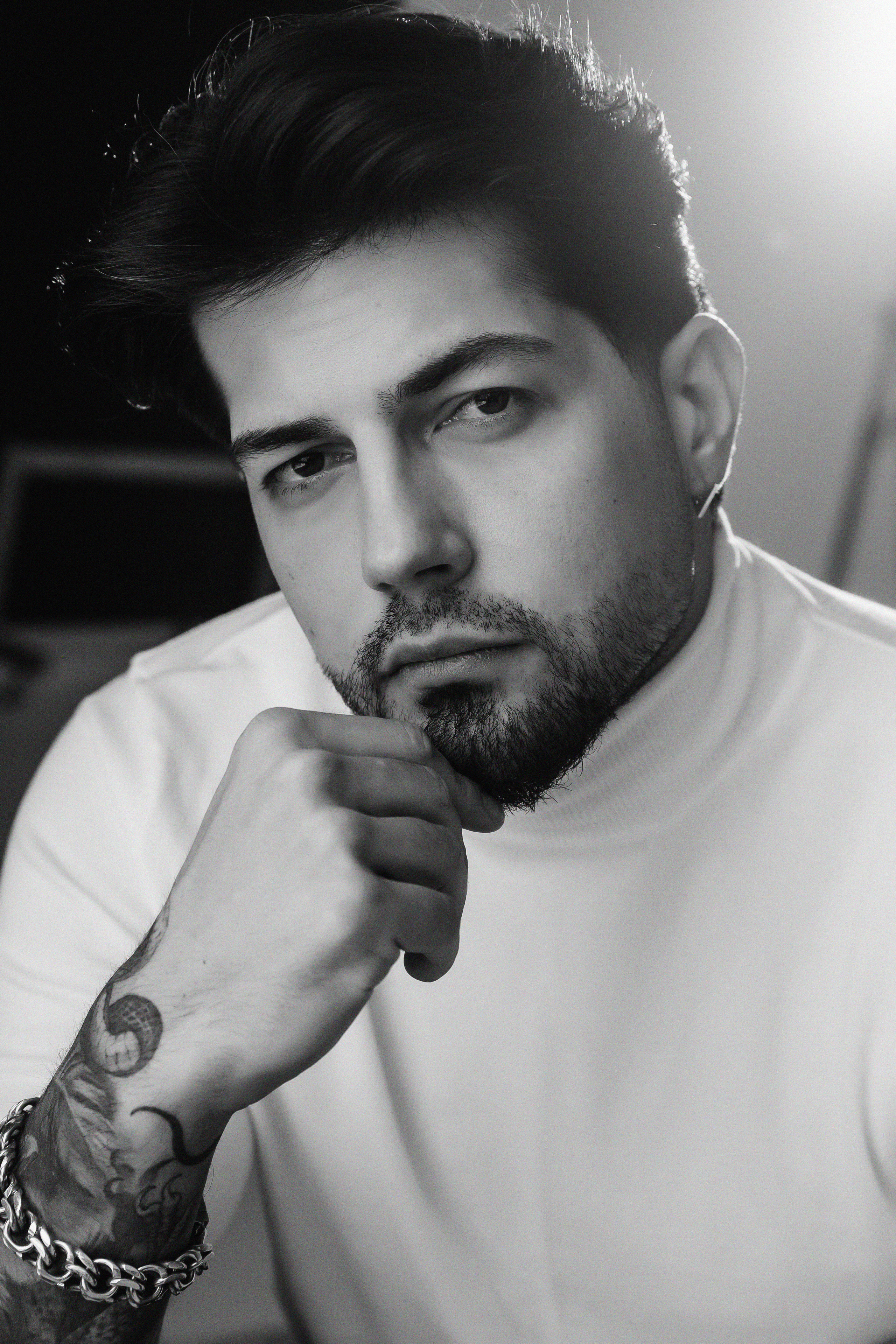 Мужской портрет — Александр