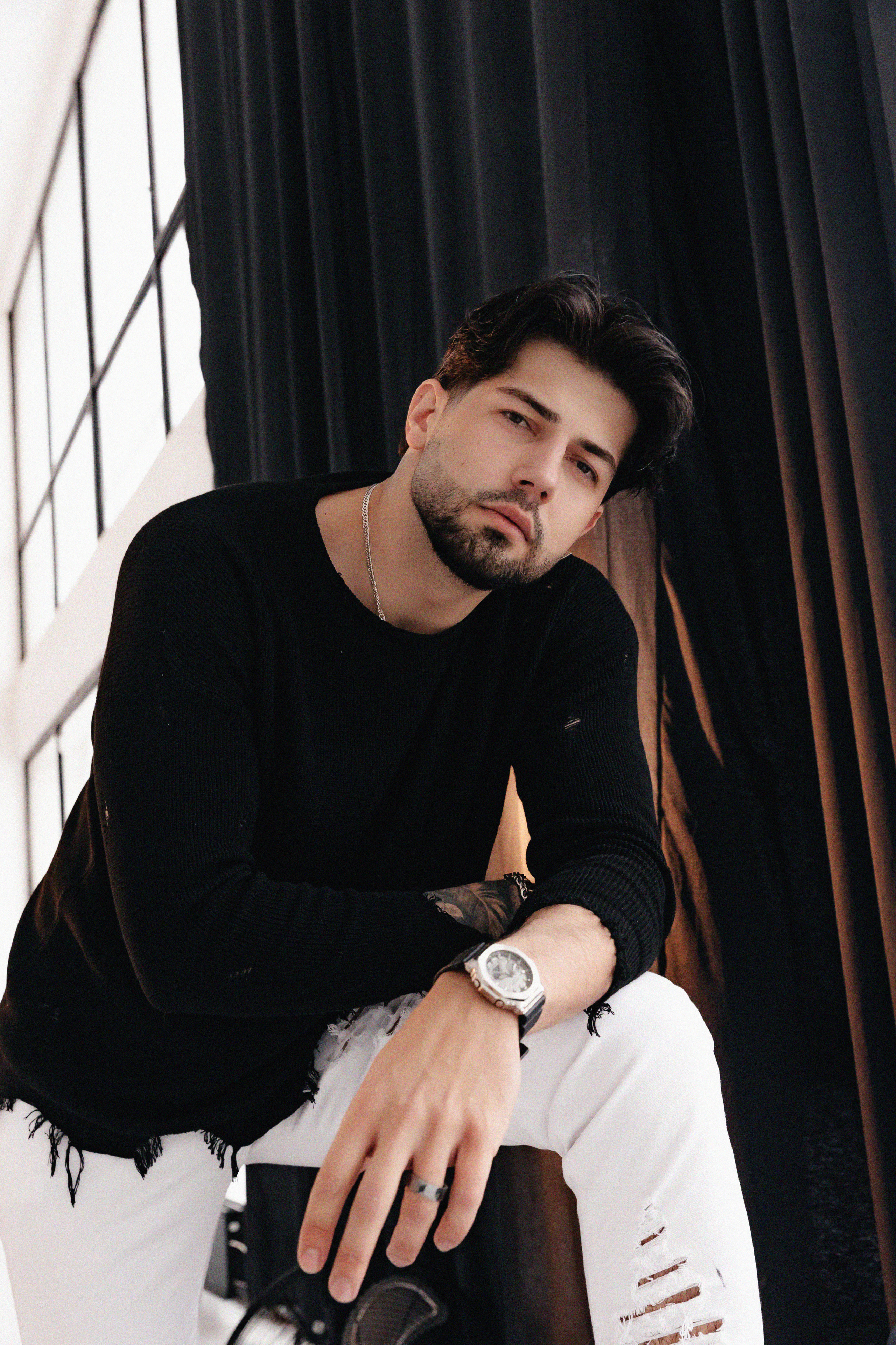 Мужской портрет — Александр