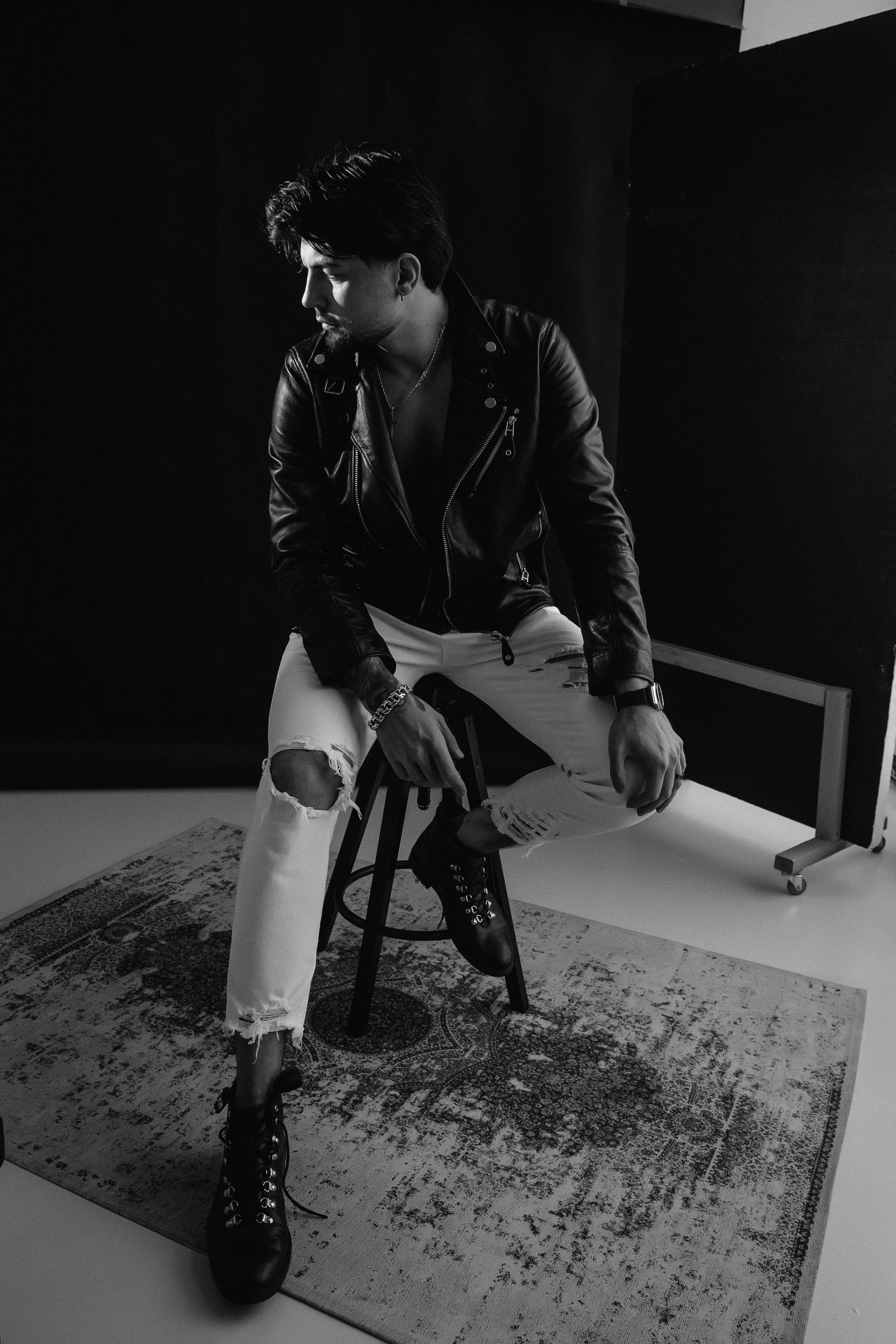 Мужской портрет — Александр