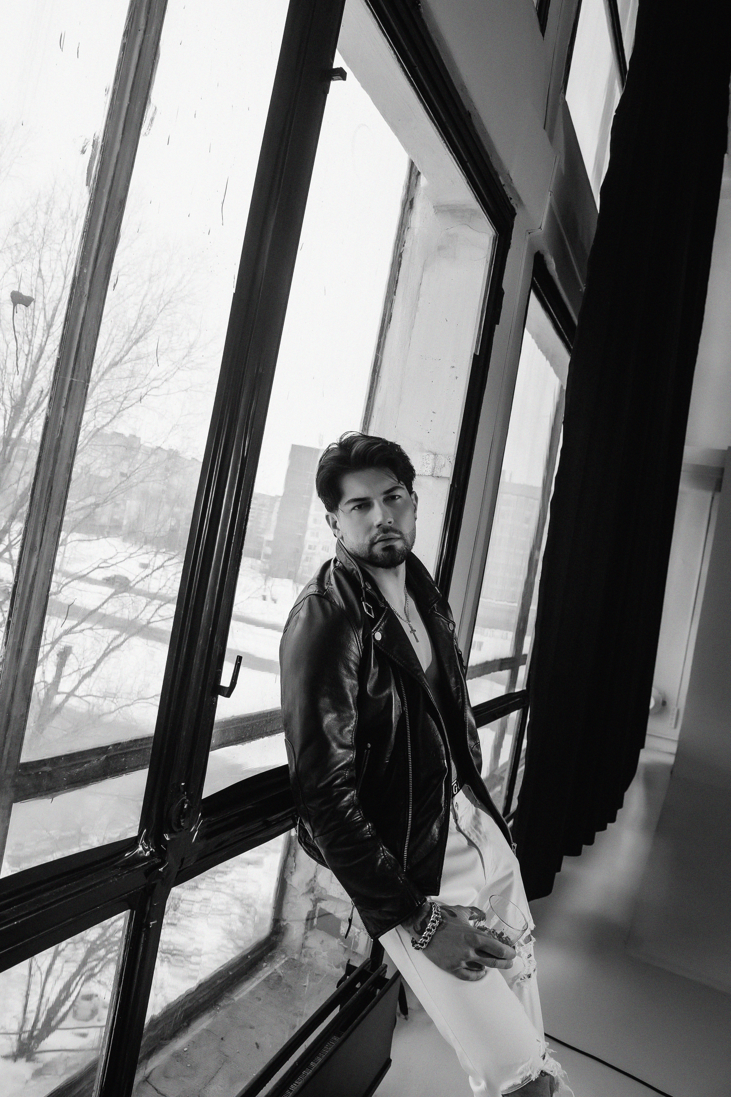 Мужской портрет — Александр