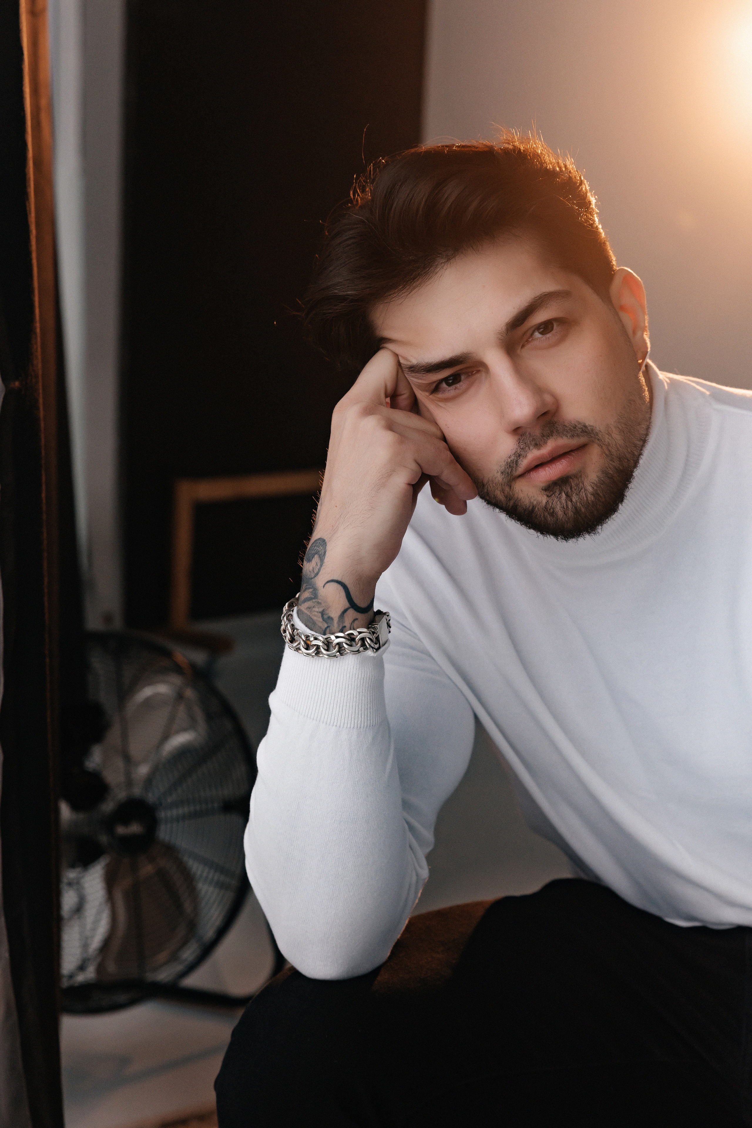 Мужской портрет — Александр