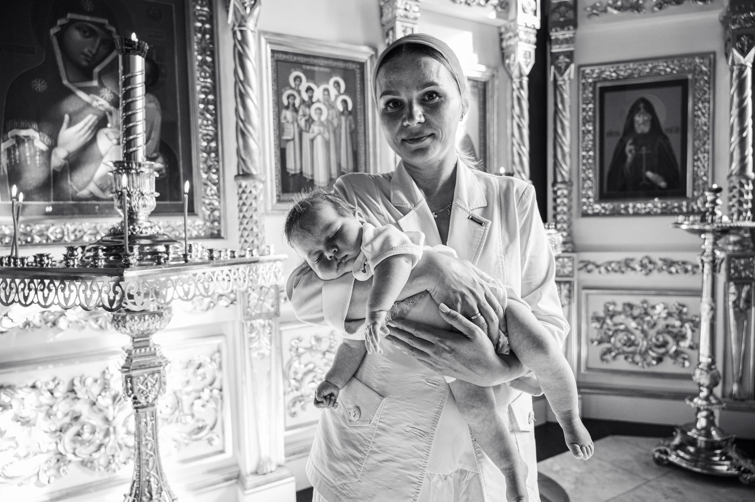 Церковь Рождества Христова на Средней Рогатке. Крещение Златы. Фотограф на роды СПБ Юлия Герасимова