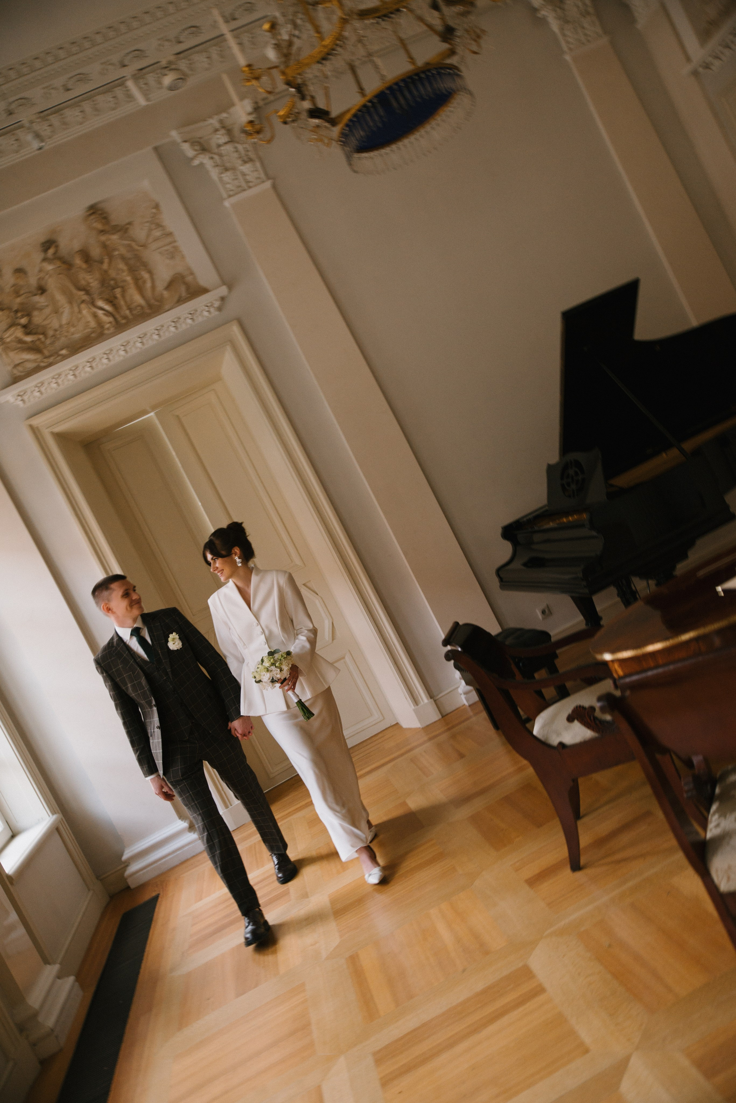 Евгений & Анастасия (отель/роспись). Свадебный, семейный, женский фотограф в Москве, Мытищах, Королёве Ксения Узилле