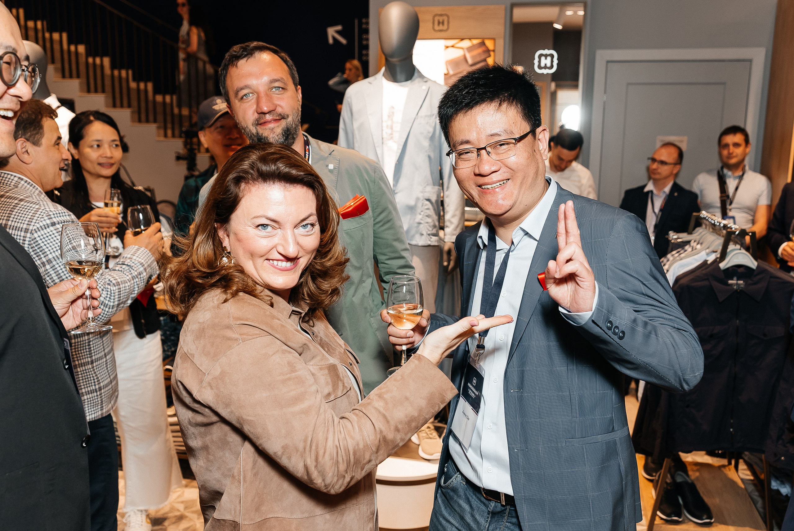 Henderson. Павел Краснов — Свадебный и репортажный фотограф в Москве