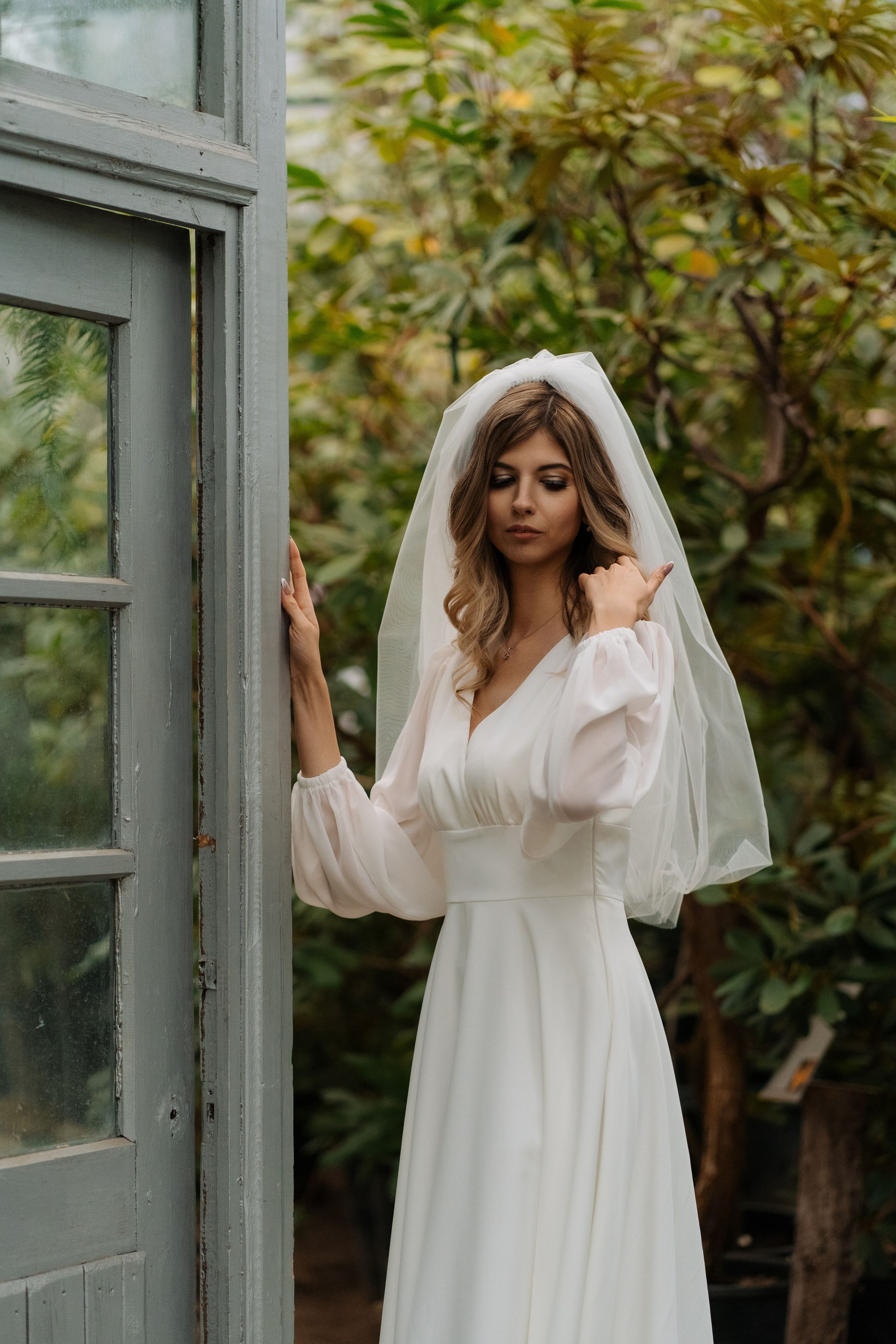 Свадебная фотосессия в оранжерее, Москва. Свадебный фотограф в Москве Анна Полушина