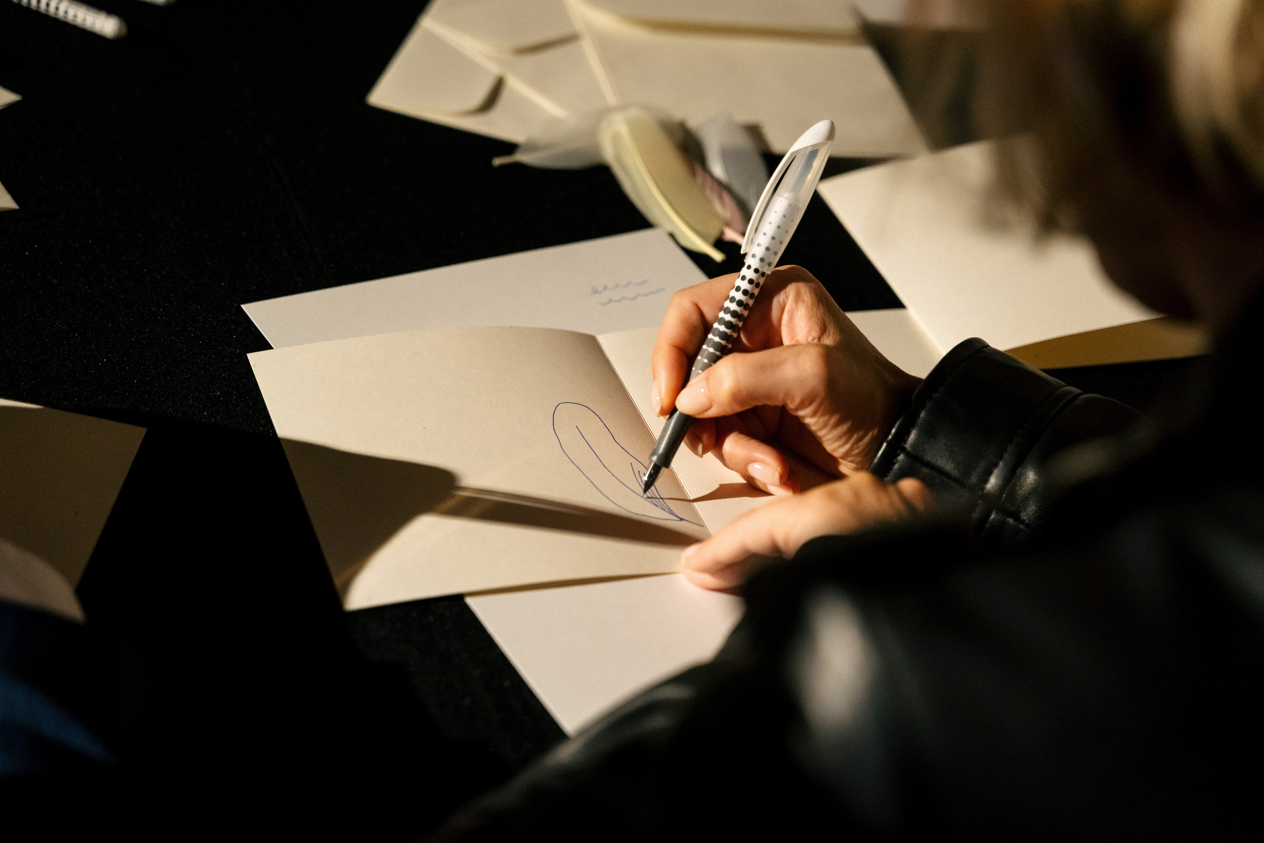 Творческий вечер в галерее Ilona K. Свадебный и портретный фотограф в Москве Гудумак Евгений