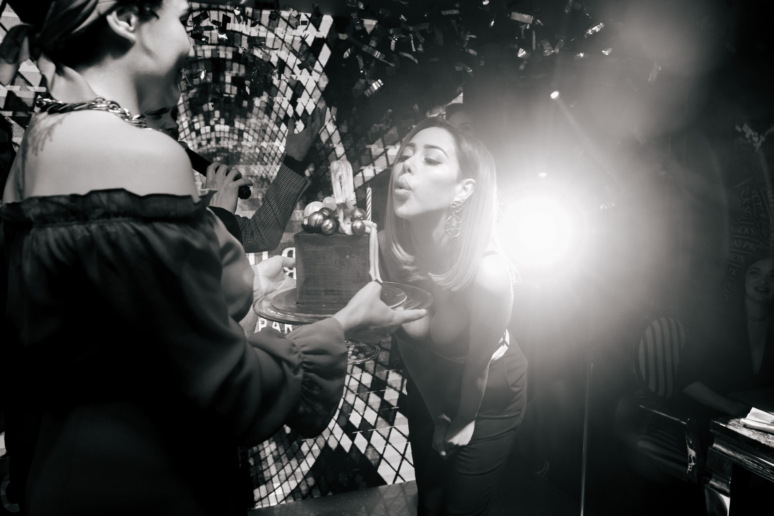 День рождения в караоке. Свадебный и портретный фотограф в Москве Гудумак Евгений