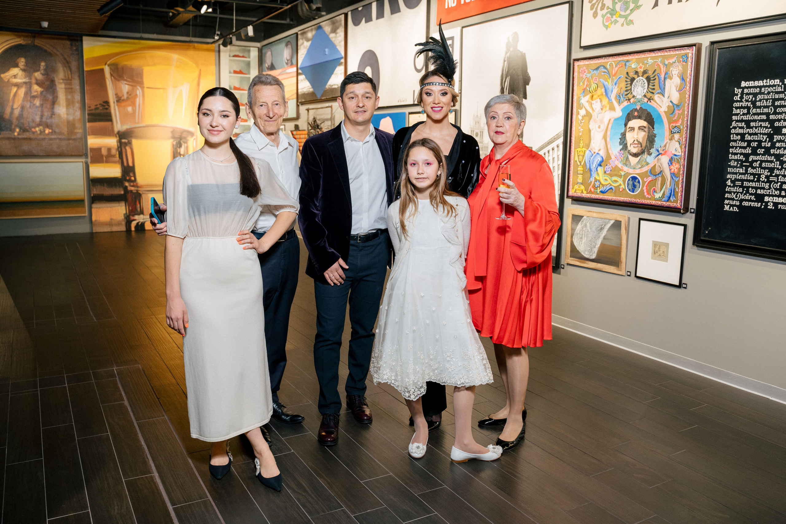 Творческий вечер в галерее Ilona K. Свадебный и портретный фотограф в Москве Гудумак Евгений