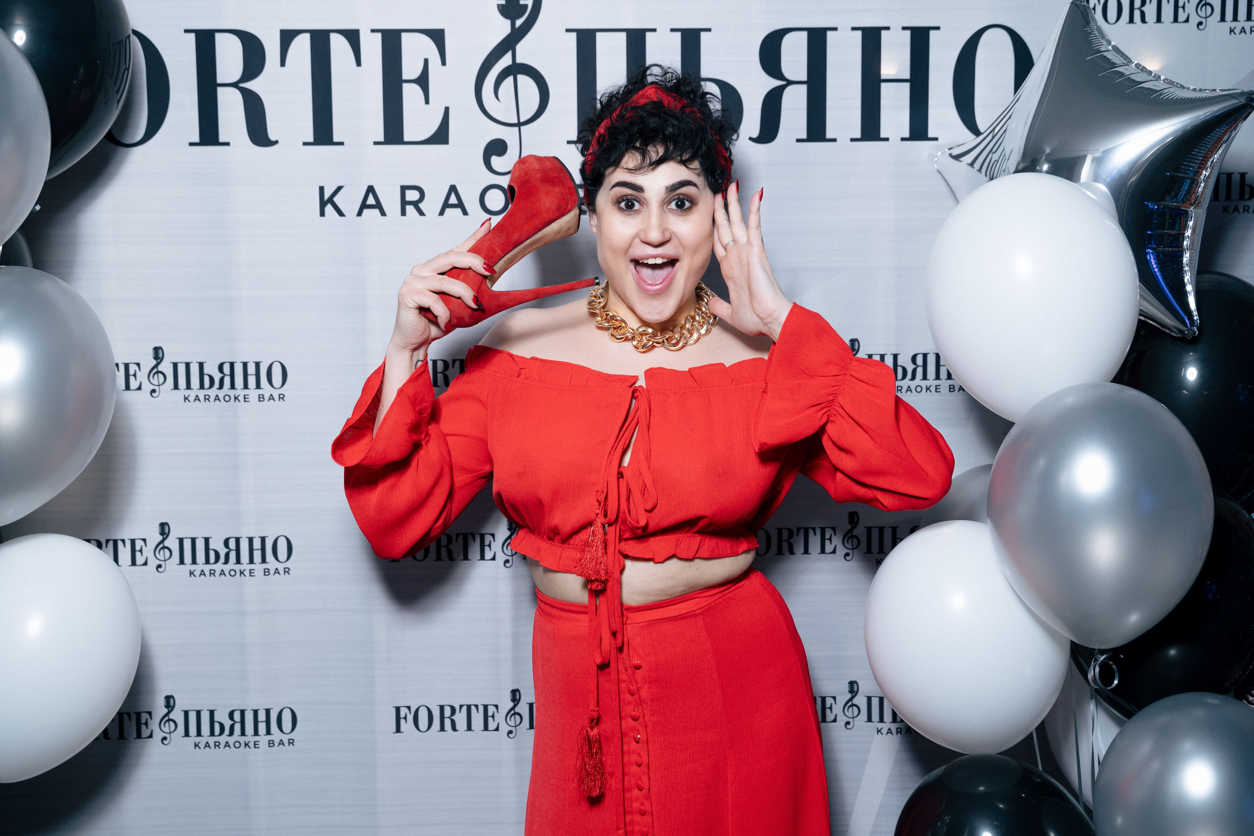 День рождения в караоке. Свадебный и портретный фотограф в Москве Гудумак Евгений