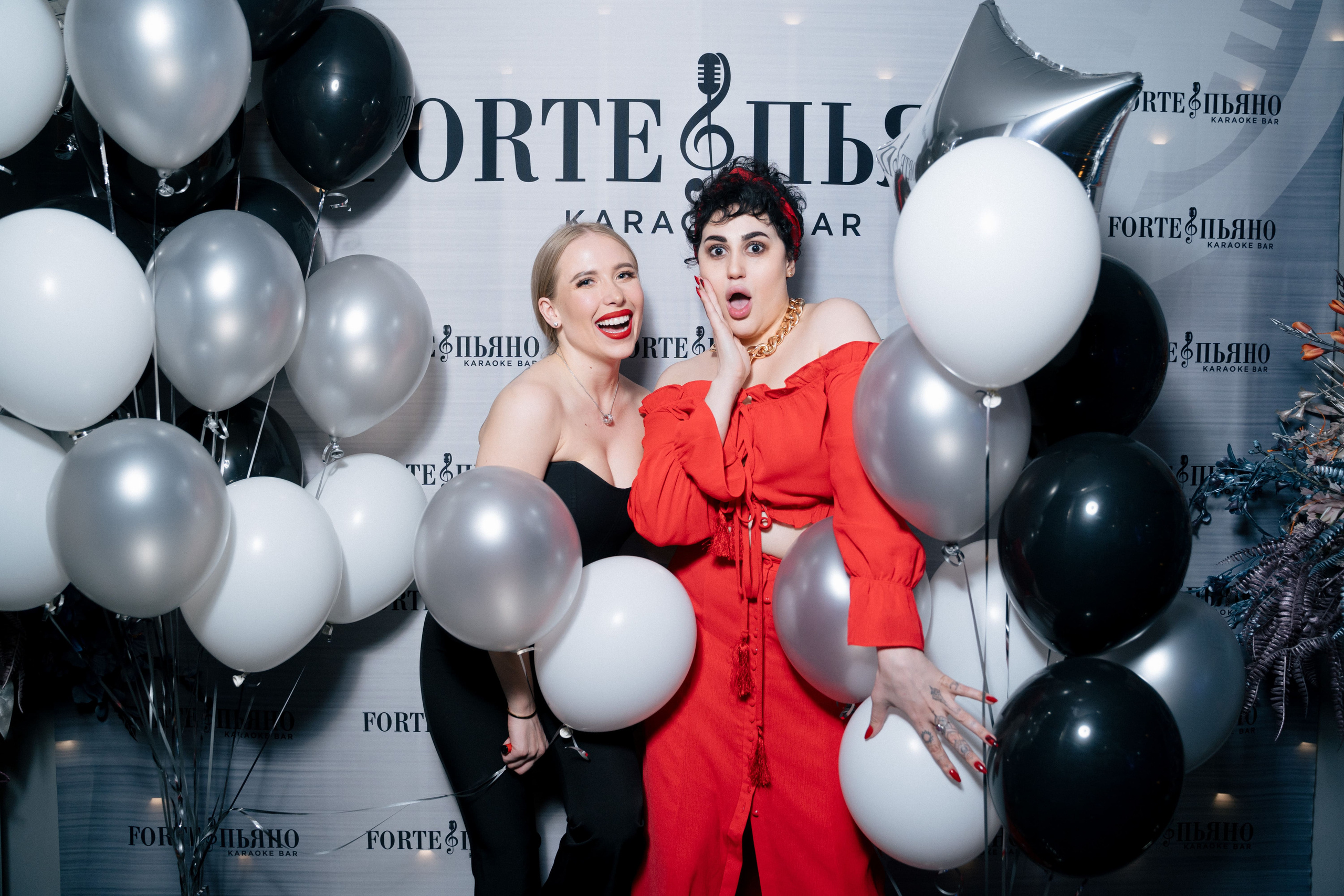 День рождения в караоке. Свадебный и портретный фотограф в Москве Гудумак Евгений