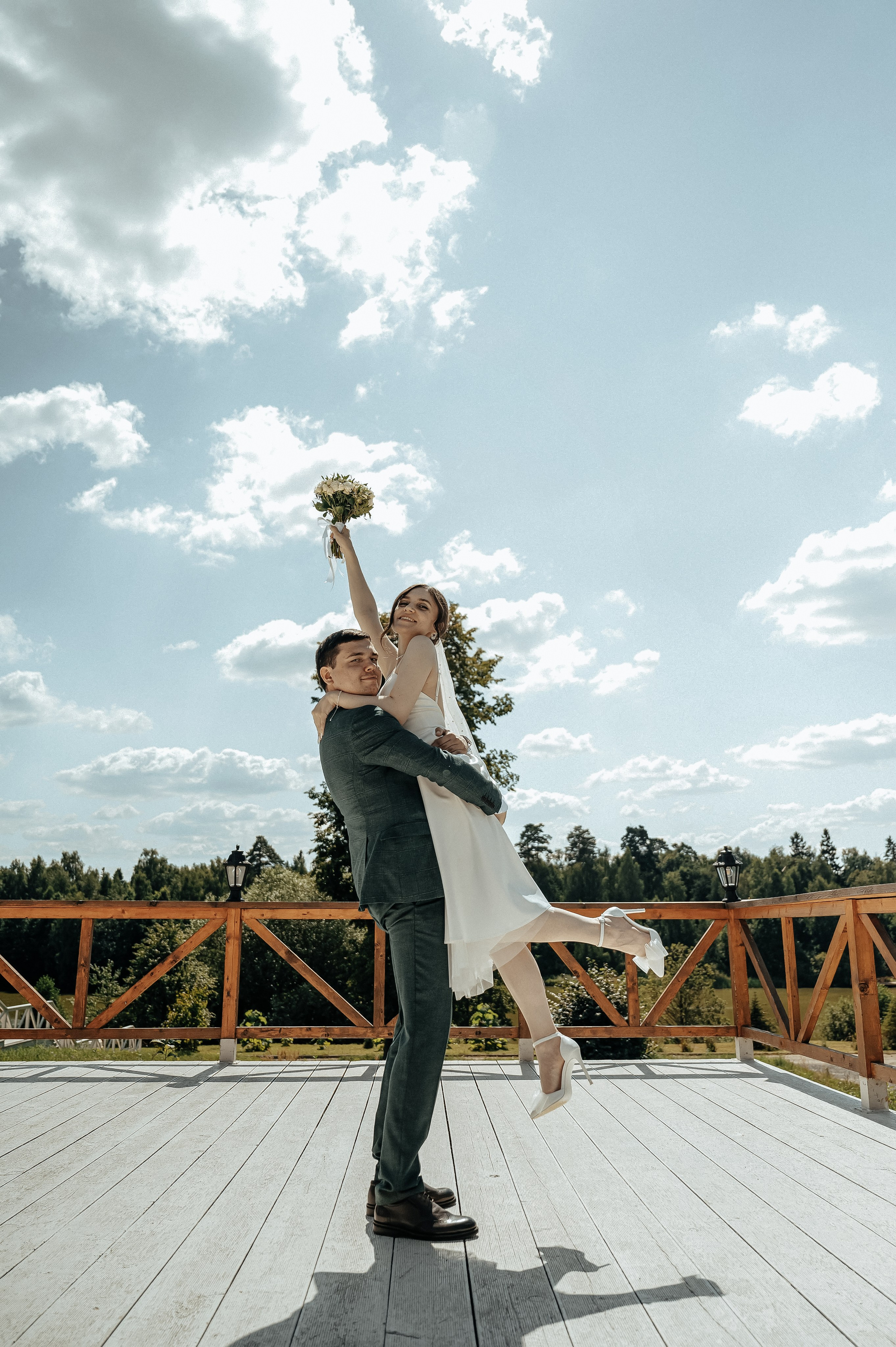 Вот и ЦДК Щелково открыли для свадебной регистрации, а прогулялись мы в Усадьбе Гребнево. Свадебный и семейный фотограф Виктория Носачёва. Щелково, Москва и МО