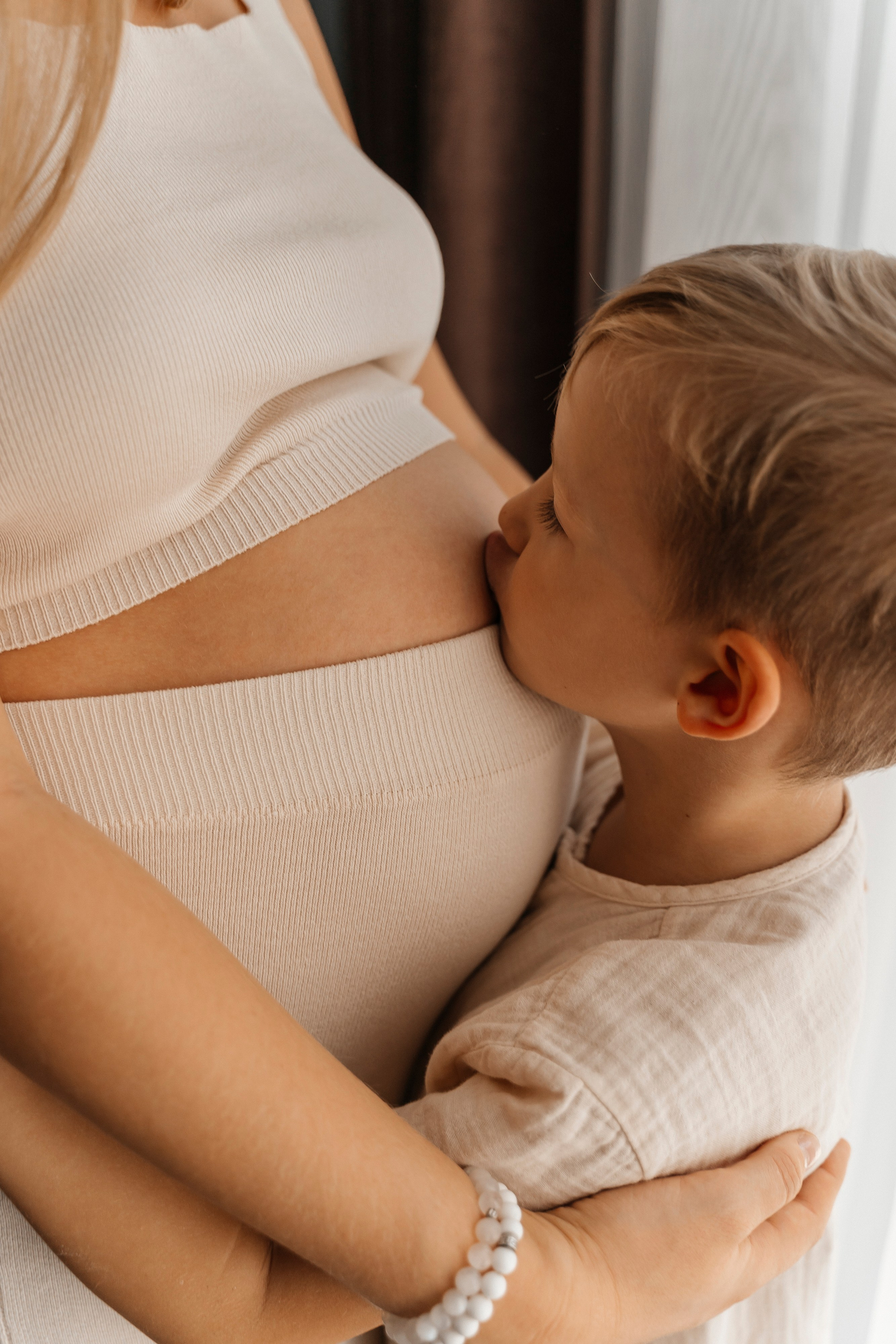 Ваня, Лара и Миша. Волик Мария