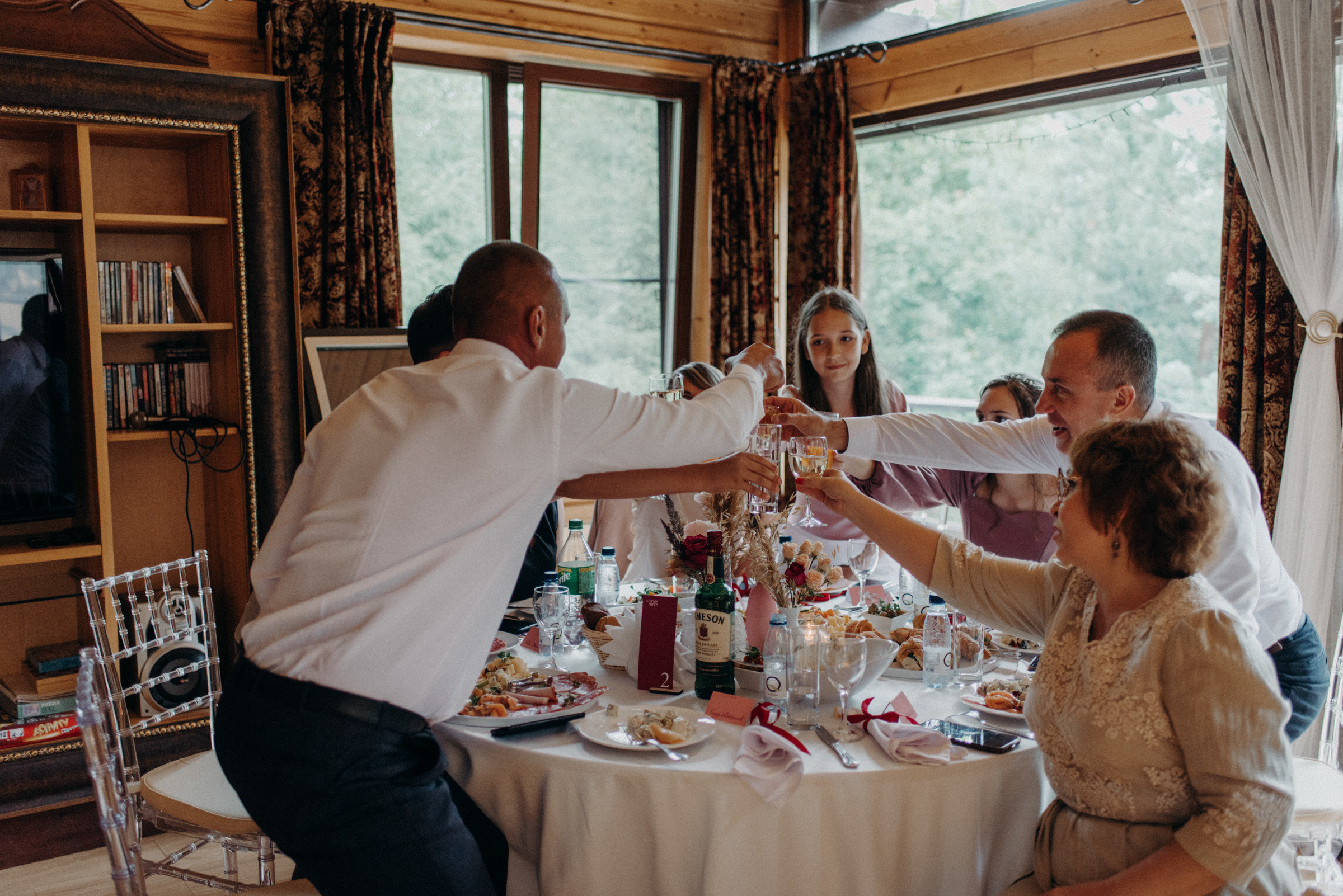 свадьба в коттедже без ведущего