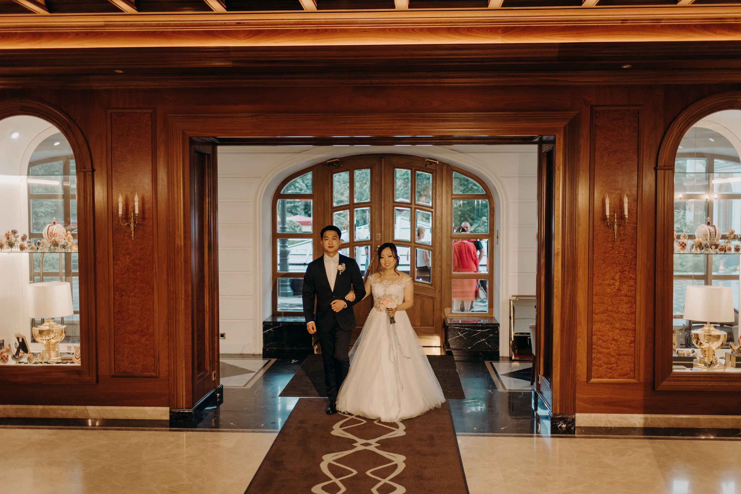 свадебная фотосессия в отеле Tsar Palace 