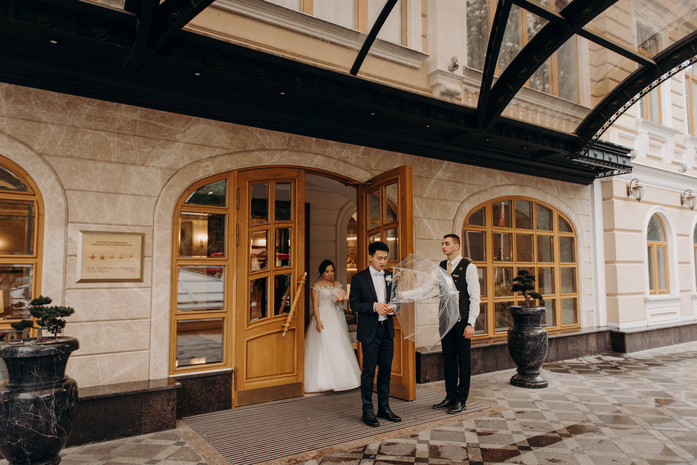 свадебная фотосессия в отеле Tsar Palace 