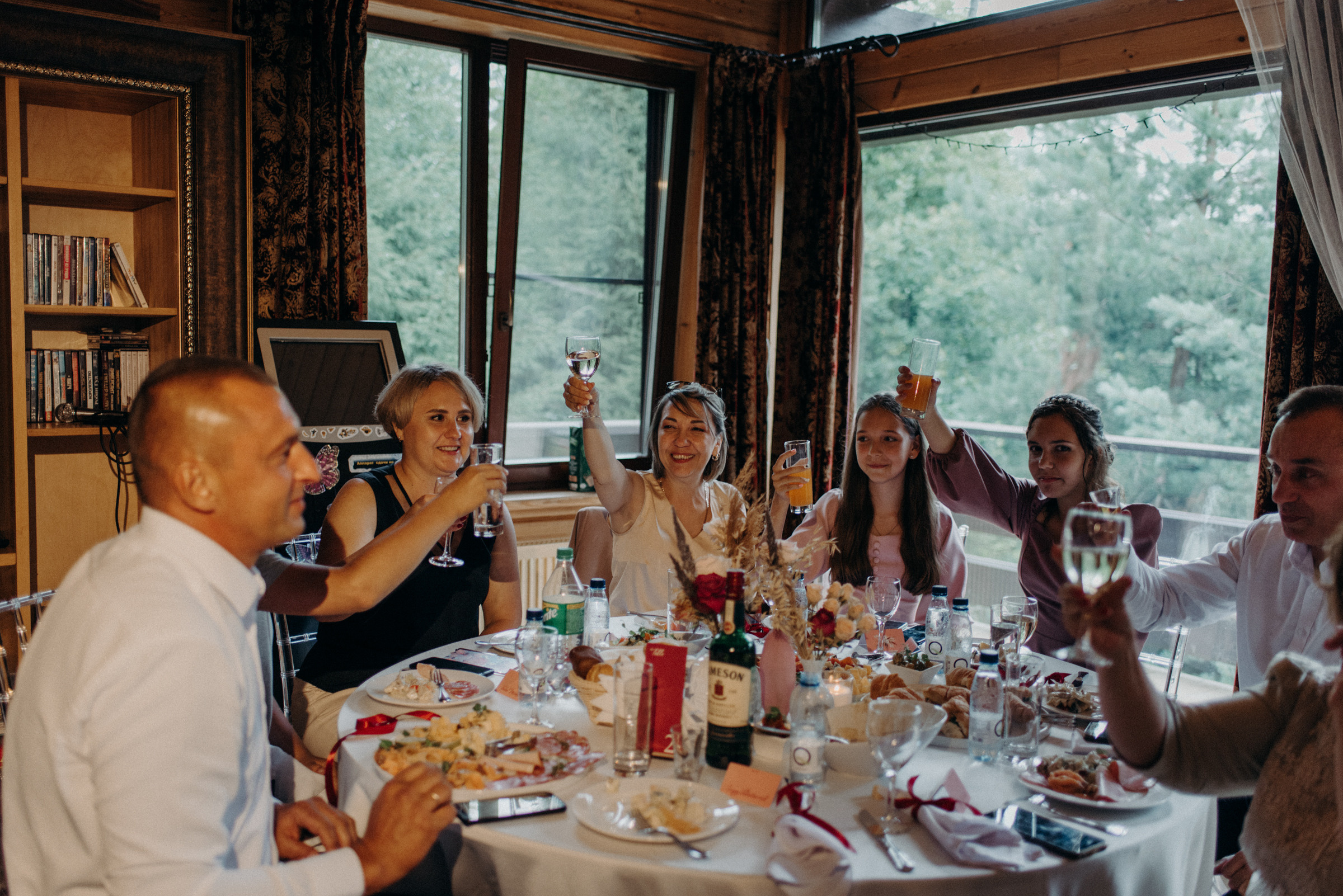свадьба в коттедже без ведущего