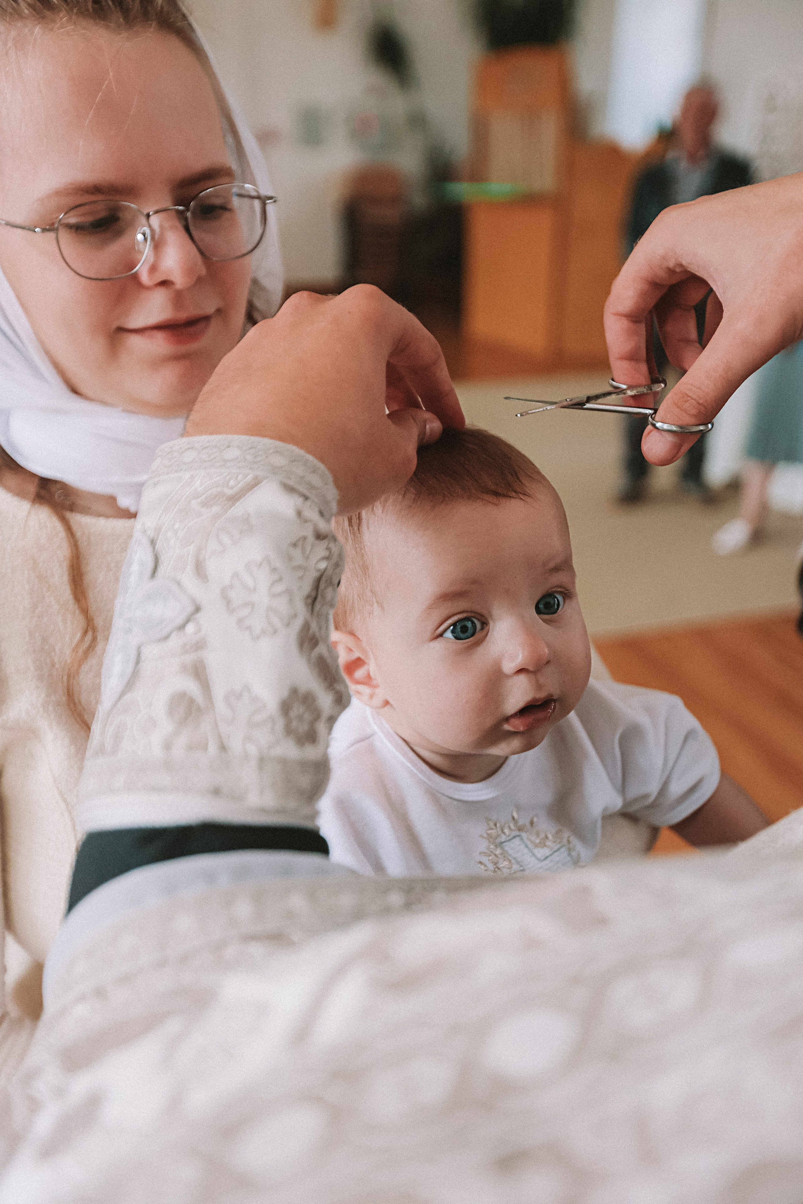 Крещение церковь около моста влюбленных. Семейный фотограф Тюмень, фотограф на роды Салмина Мария