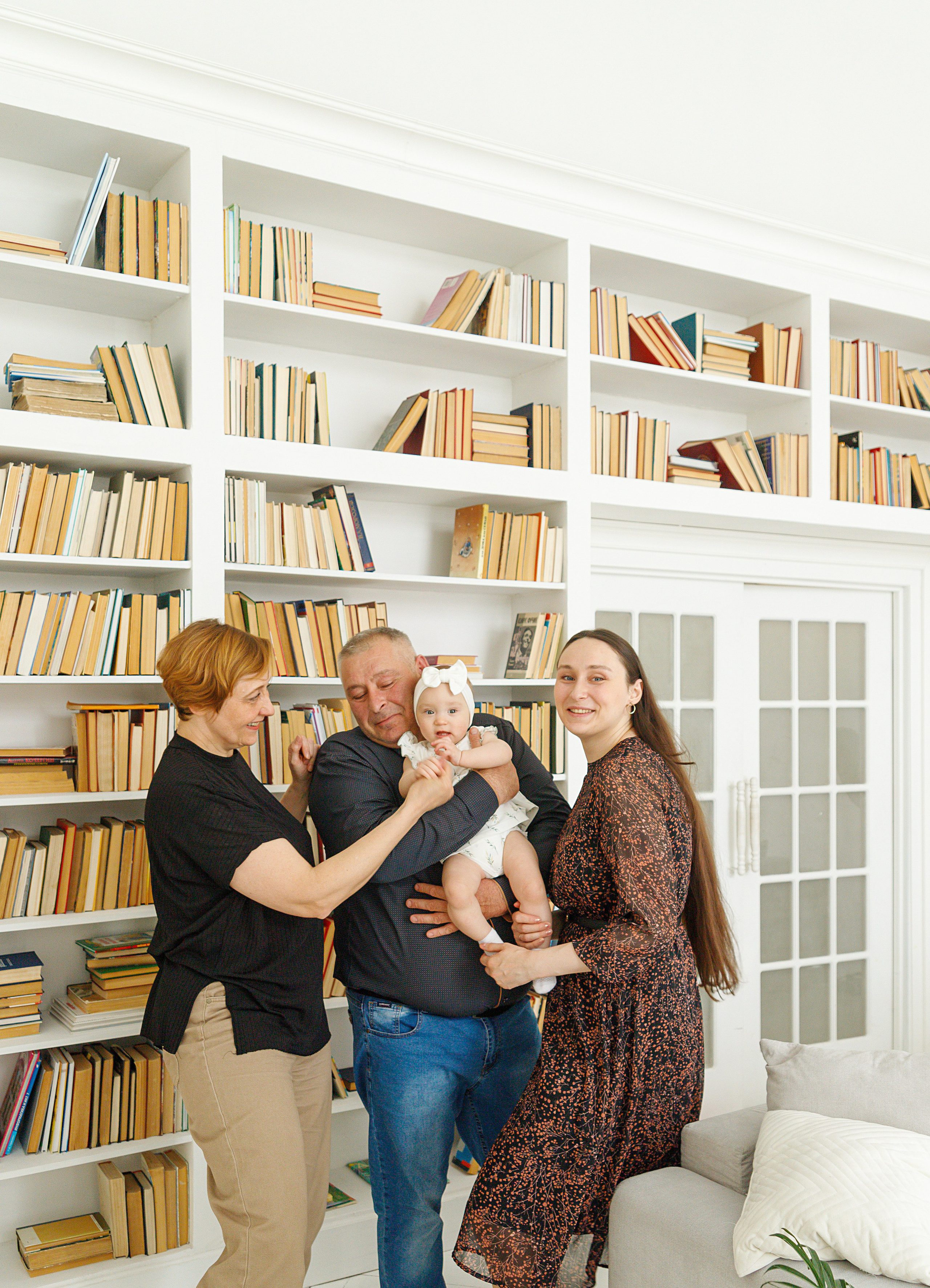 Семейная фотостудия. Семейный, свадебный и детский фотограф в Новосибирске Ольга Хидченко