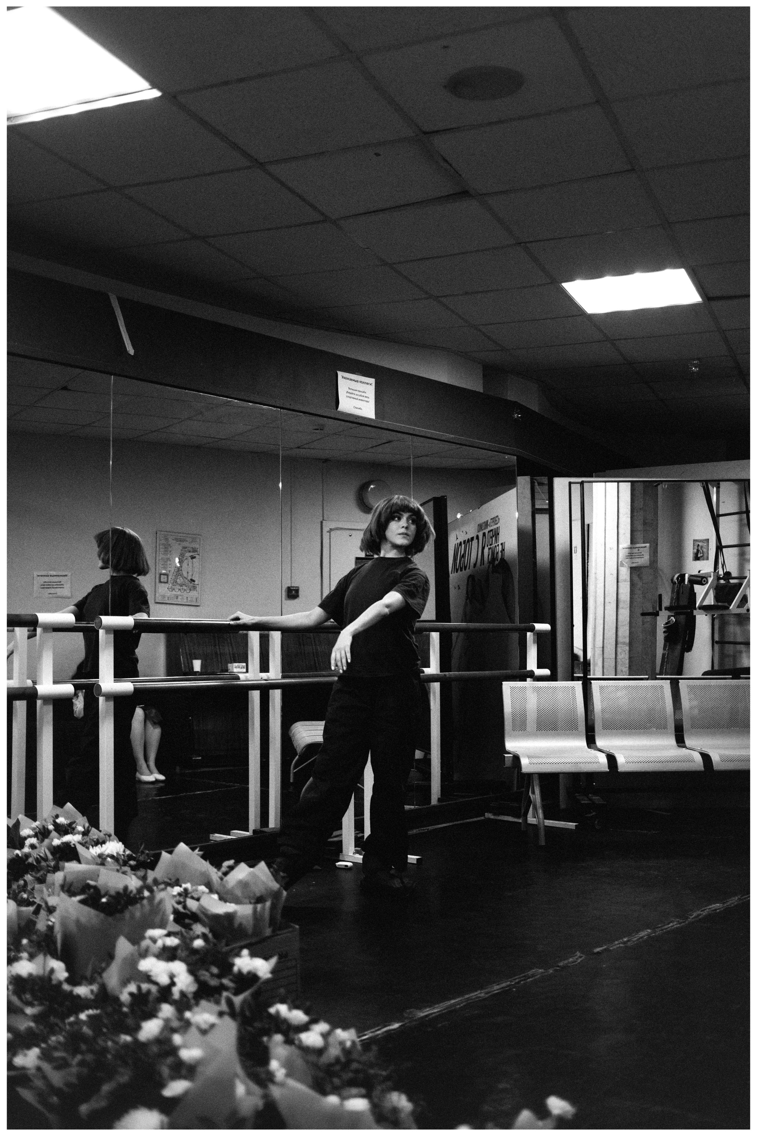 Theatre backstages. Portrait and backstage photographer Nina Crane