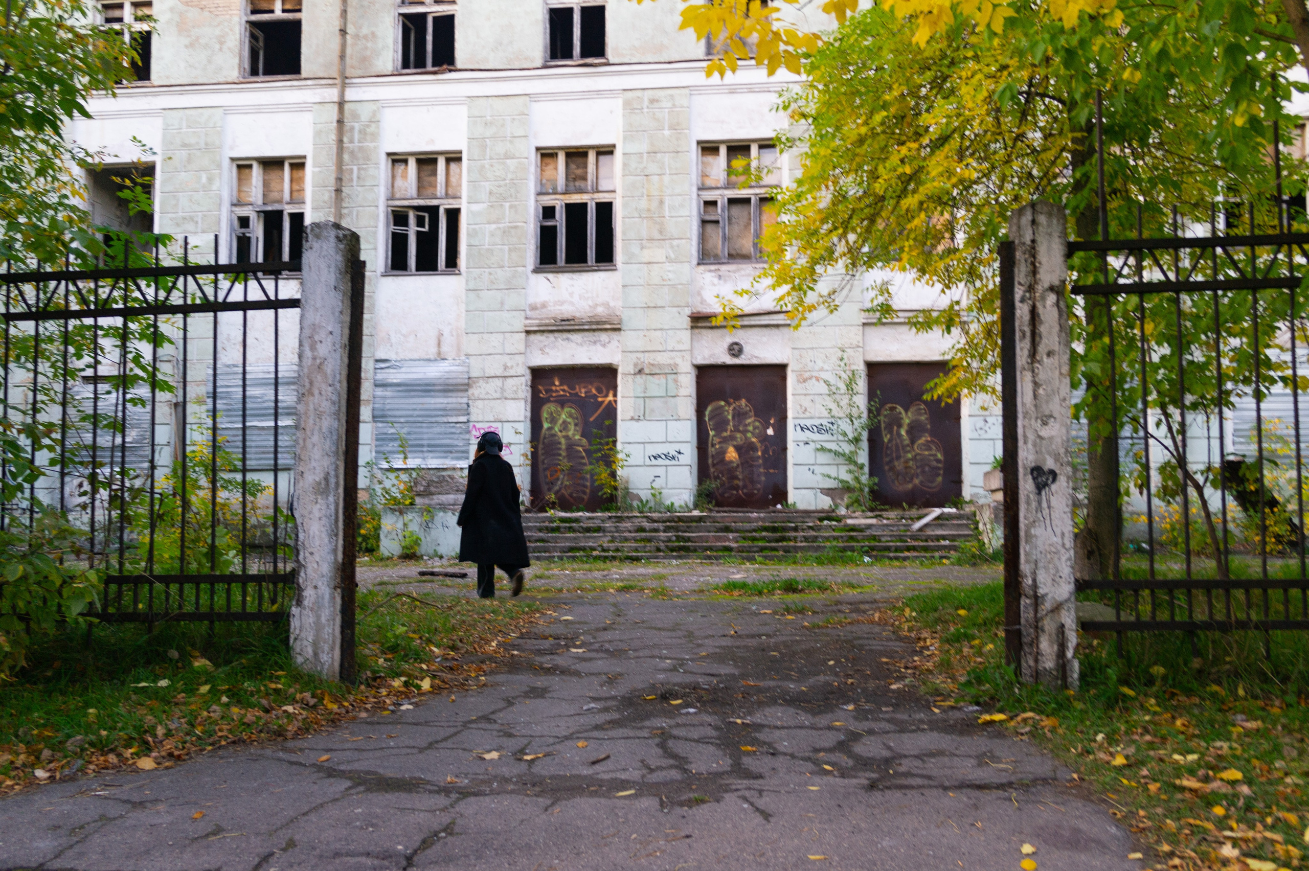 Сентябрь 2025. Den Mirov — Фотограф, Музыкант