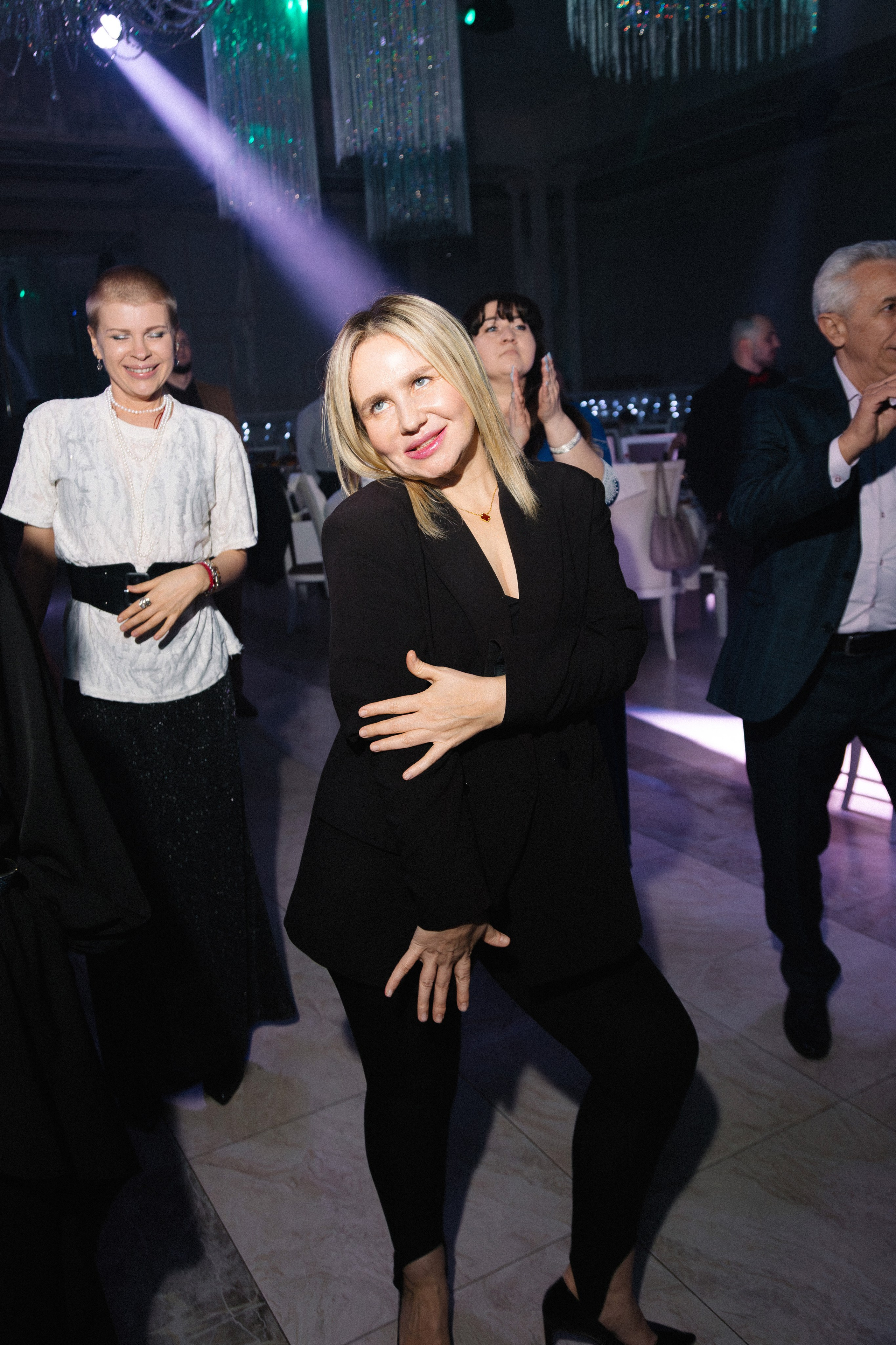 Новогодний корпоратив 2025. Артур Иликчян — Wedding & Event фотограф в Краснодаре