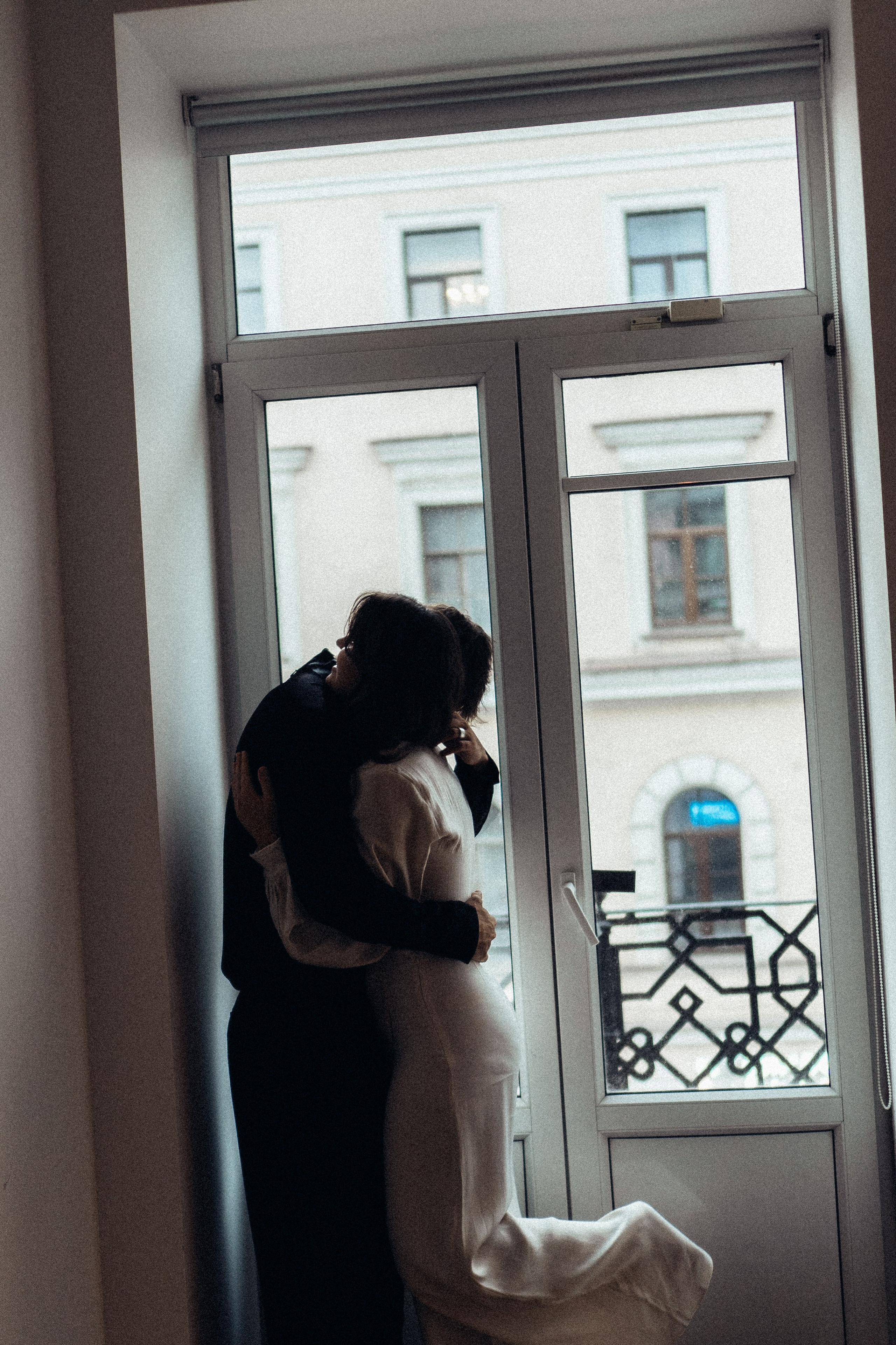 УТРО ЖЕНИХА И НЕВЕСТЫ В ПИТЕРСКОЙ КВАРТИРЕ И СЬЕМКА С СВАДЕБНЫХ ОБРАЗАХ. Профессиональный фотограф, Санкт-Петербург — Виктория Богомолова