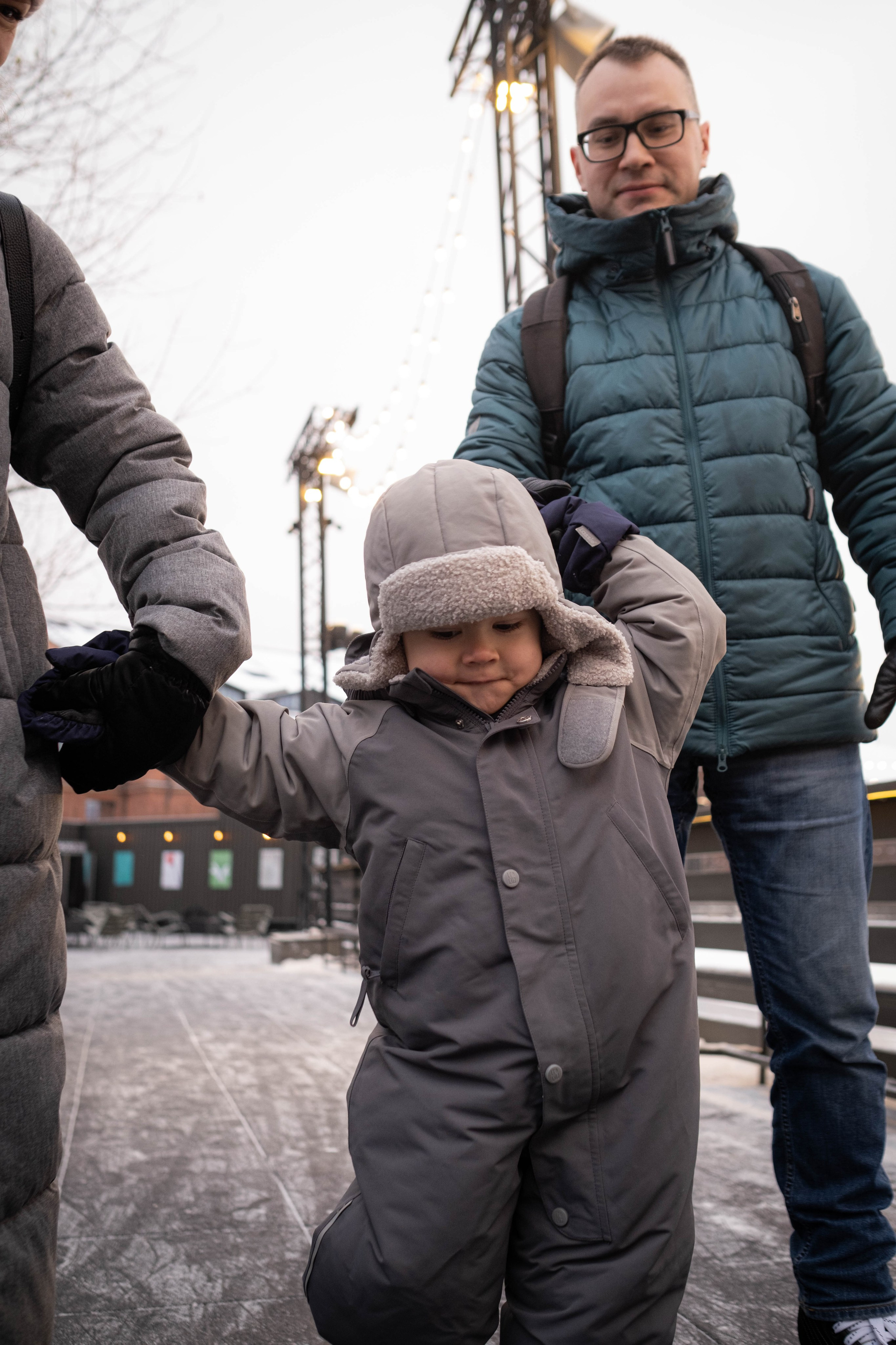 Алекс первый раз на катке. Семейный фотограф в Санкт-Петербурге Дарья Косянчук