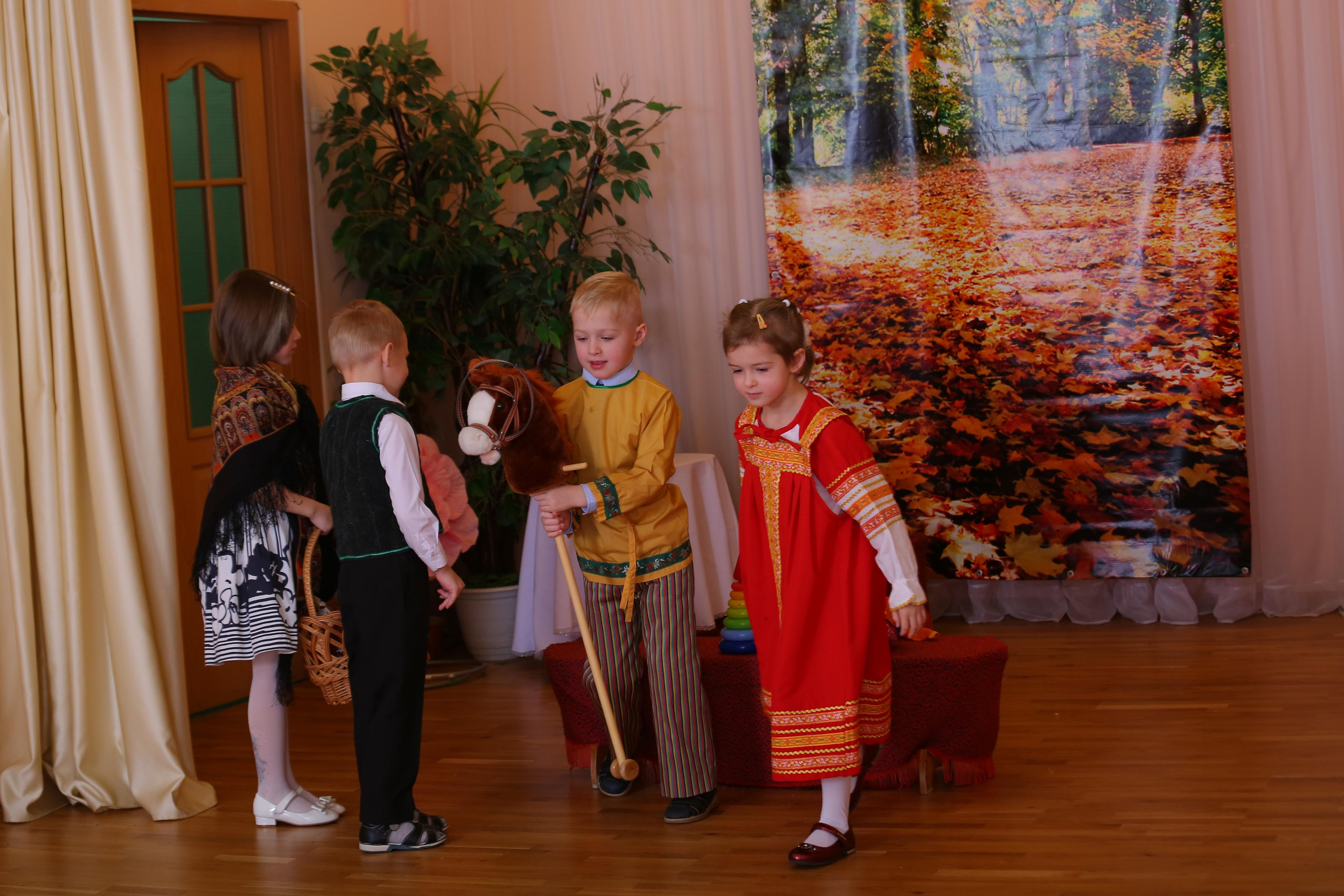 Утренник в саду. Студия детской и семейной фотографии 12кадров