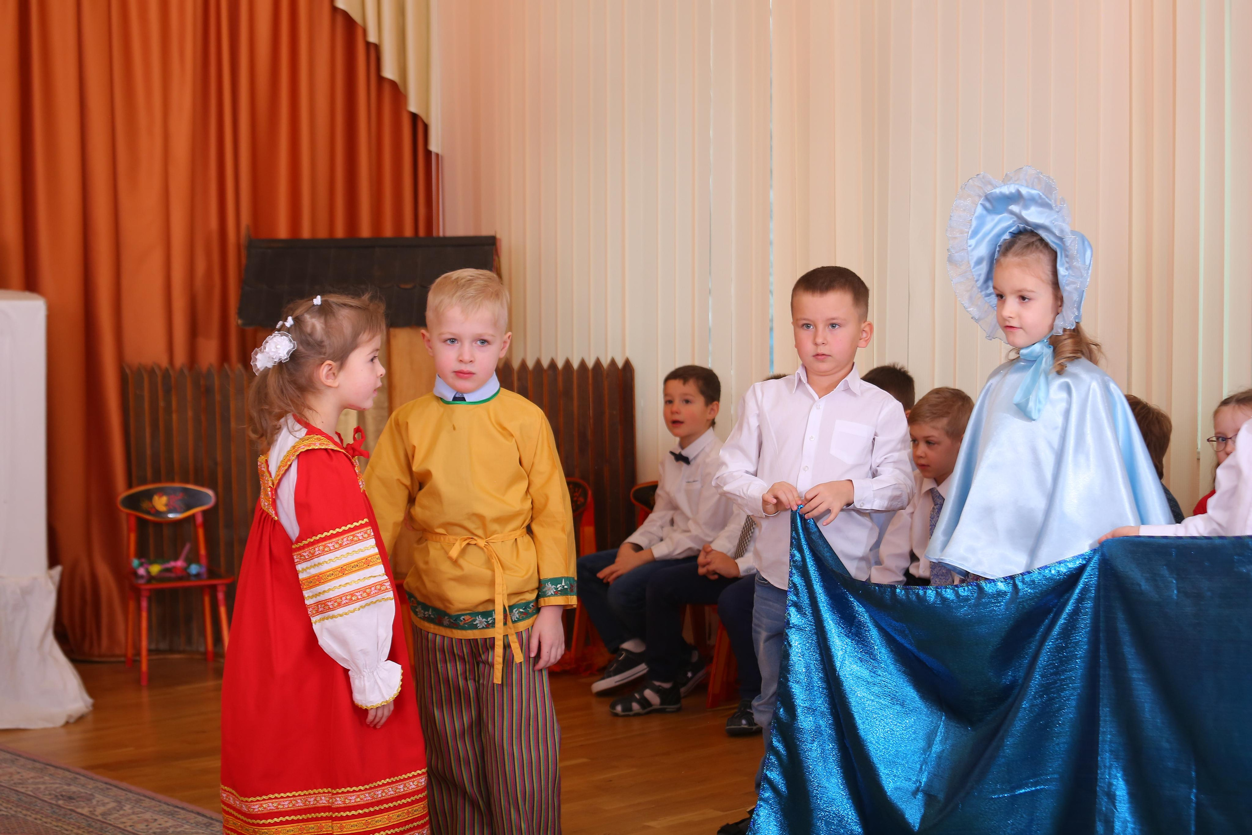 Утренник в саду. Студия детской и семейной фотографии 12кадров