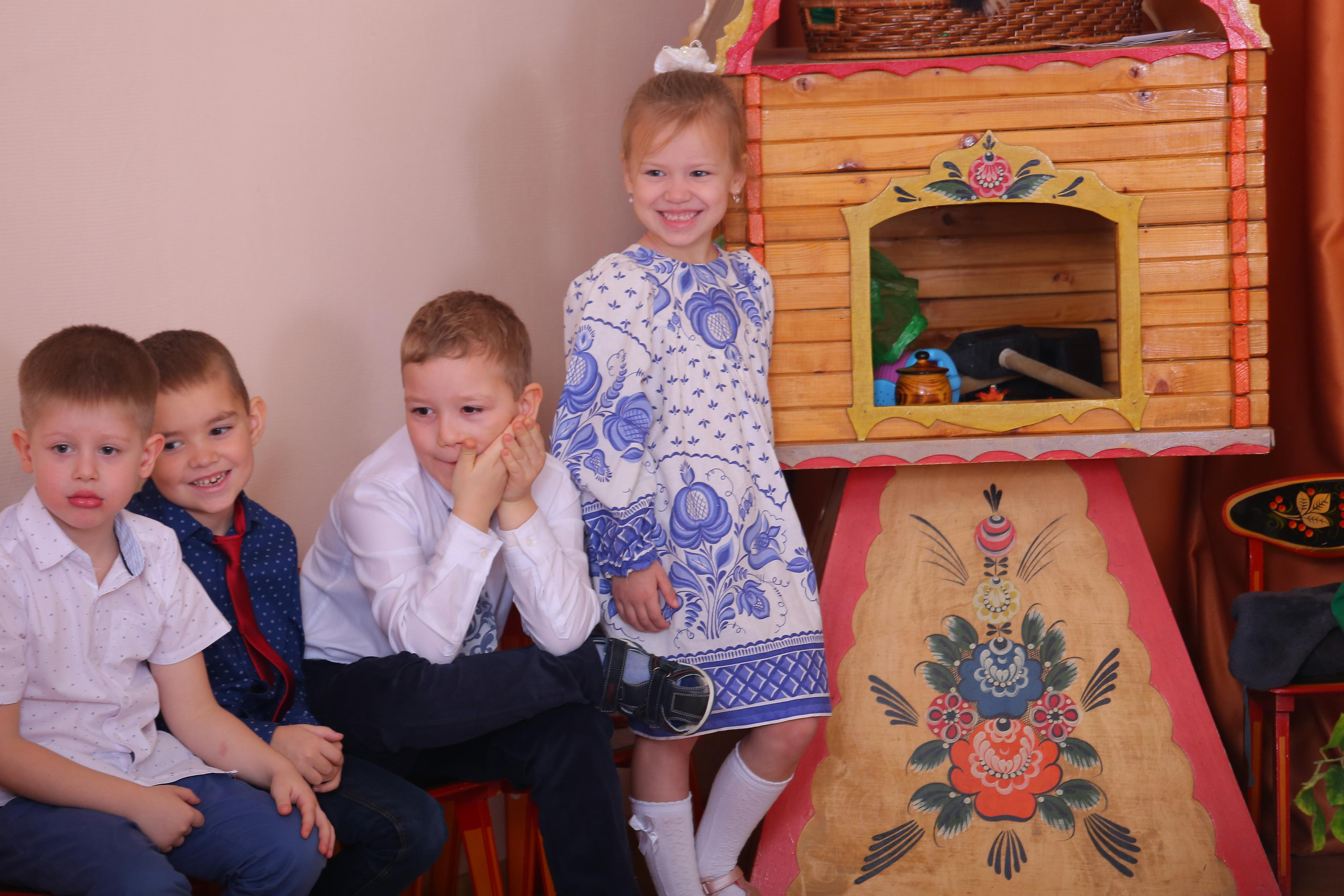 Утренник в саду. Студия детской и семейной фотографии 12кадров