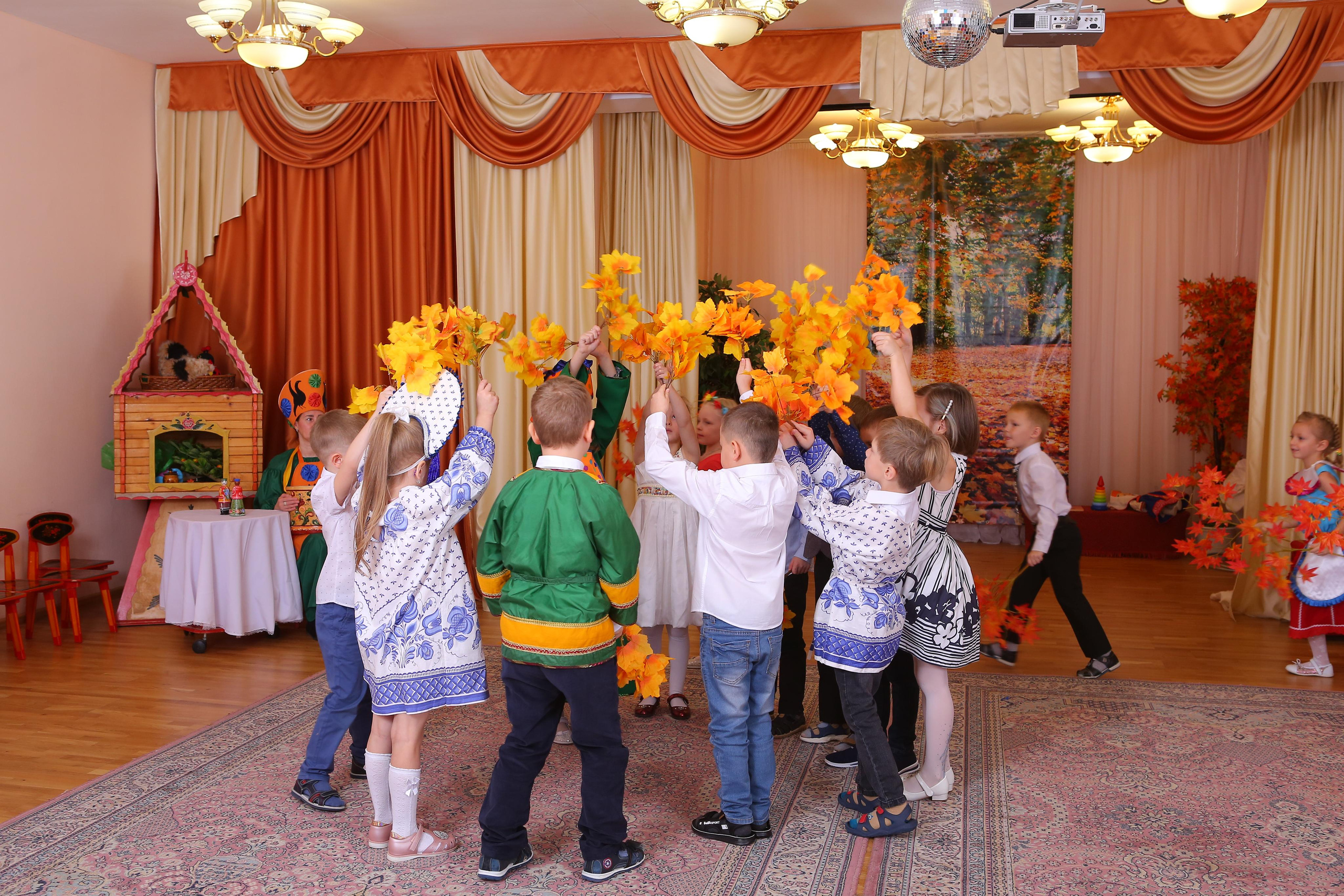 Утренник в саду. Студия детской и семейной фотографии 12кадров