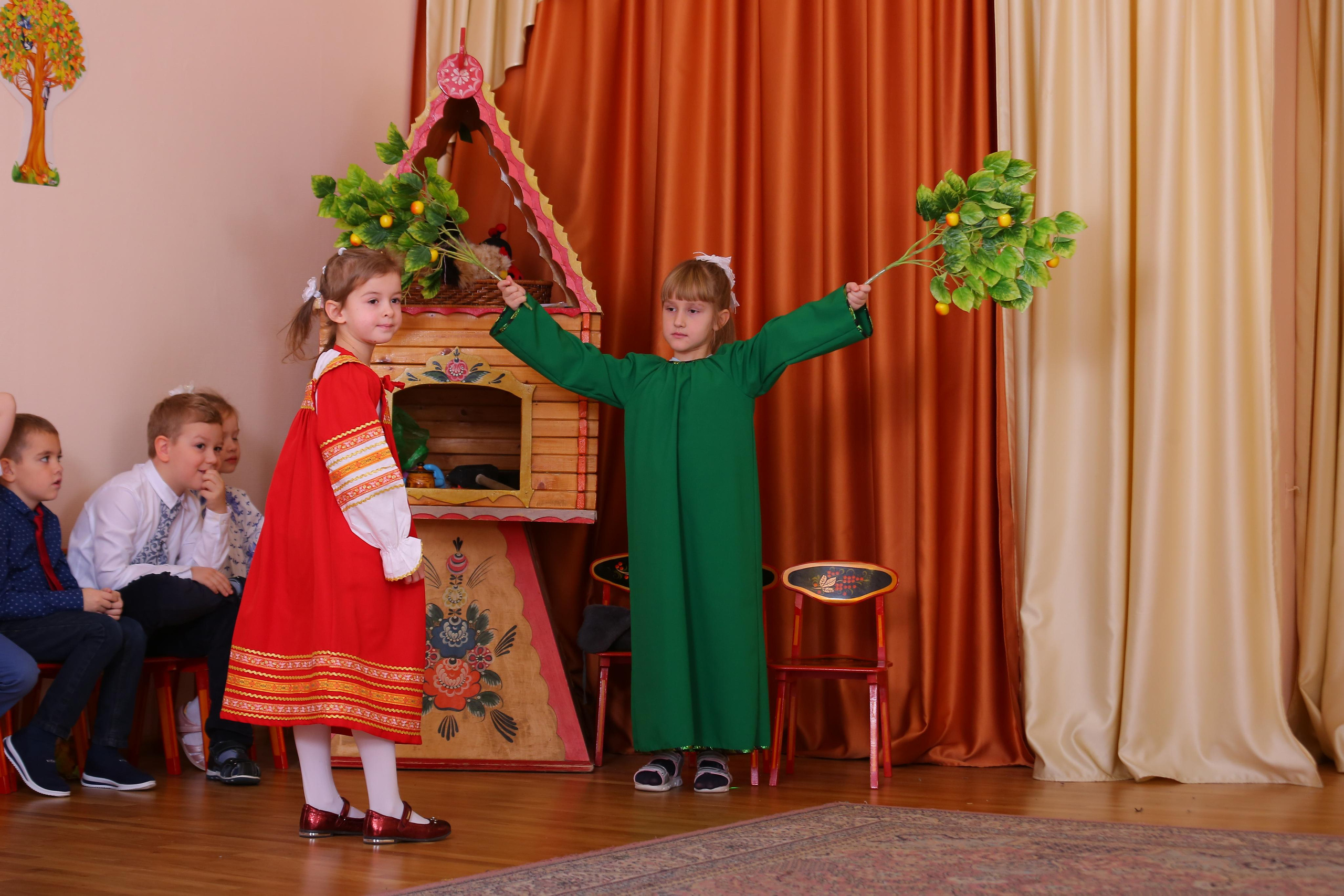 Утренник в саду. Студия детской и семейной фотографии 12кадров