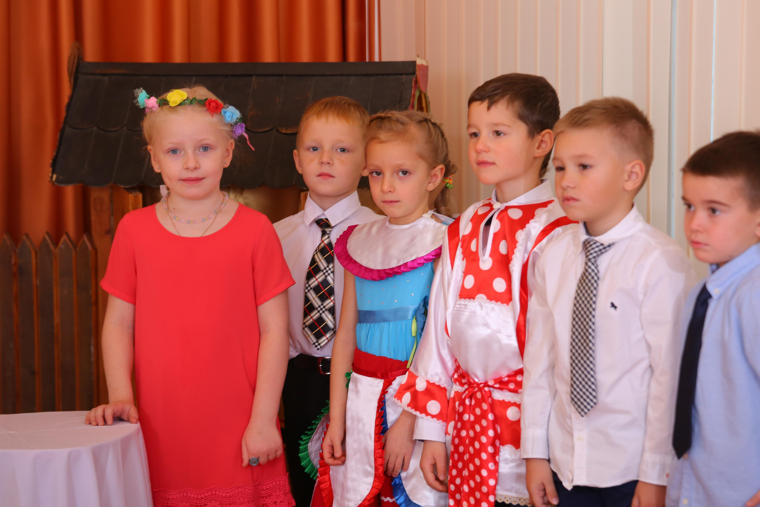 Утренник в саду. Студия детской и семейной фотографии 12кадров