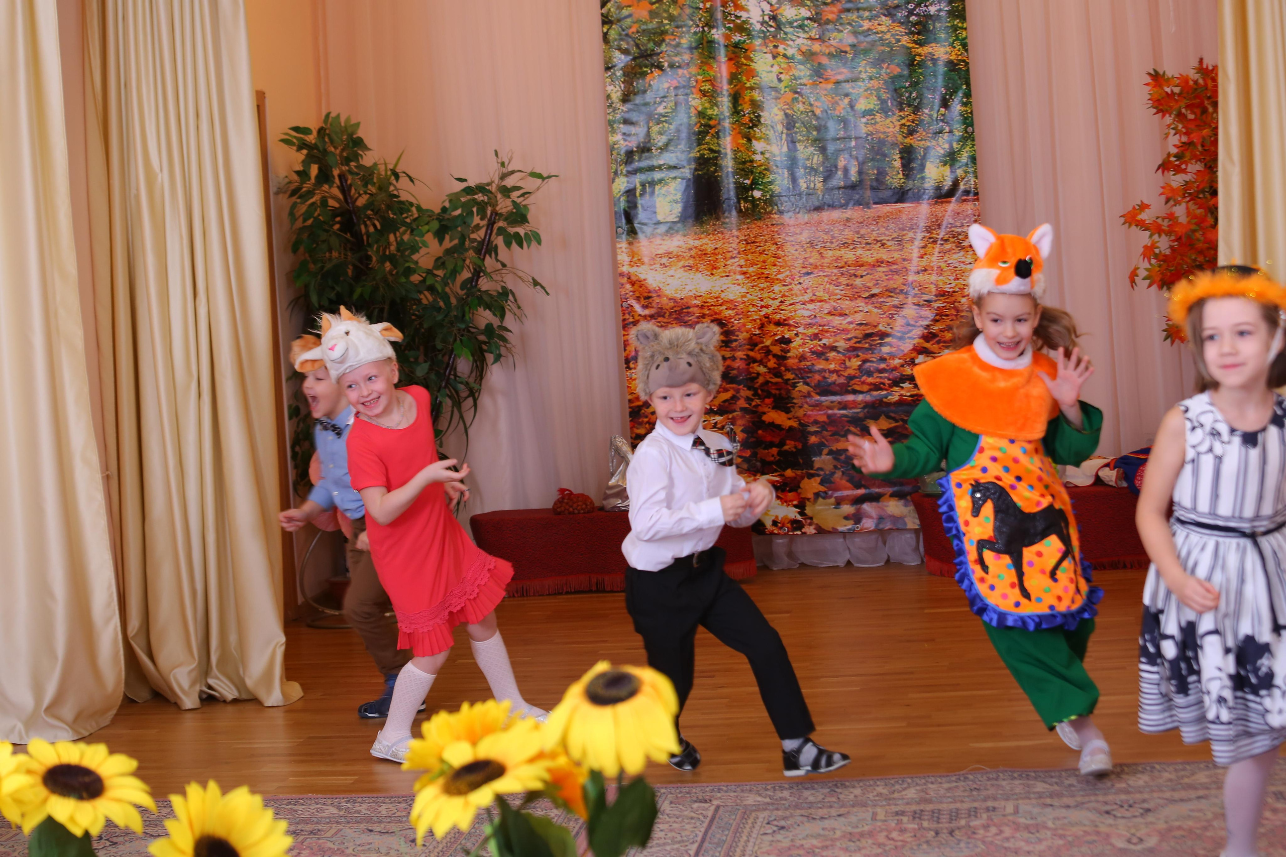 Утренник в саду. Студия детской и семейной фотографии 12кадров