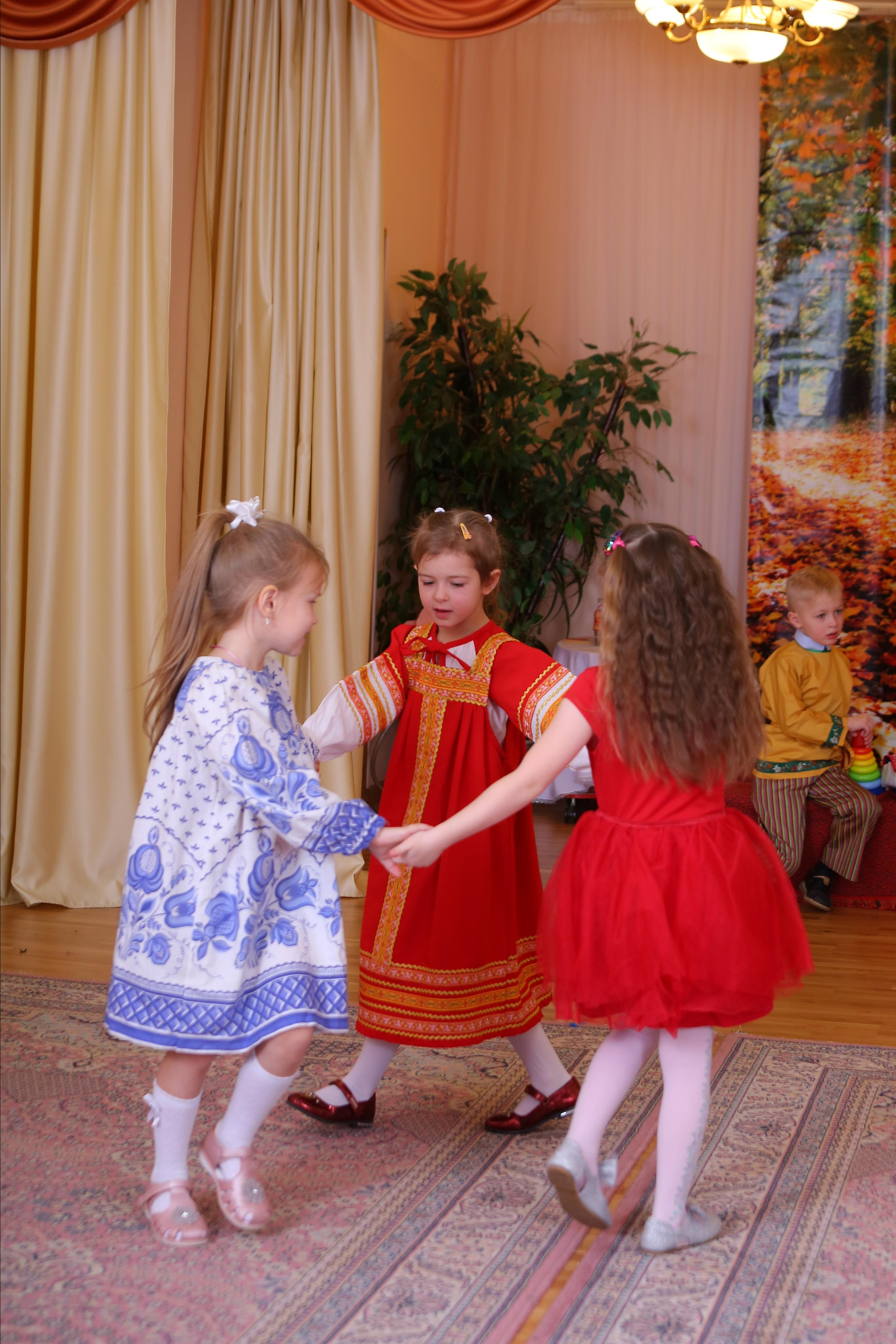 Утренник в саду. Студия детской и семейной фотографии 12кадров