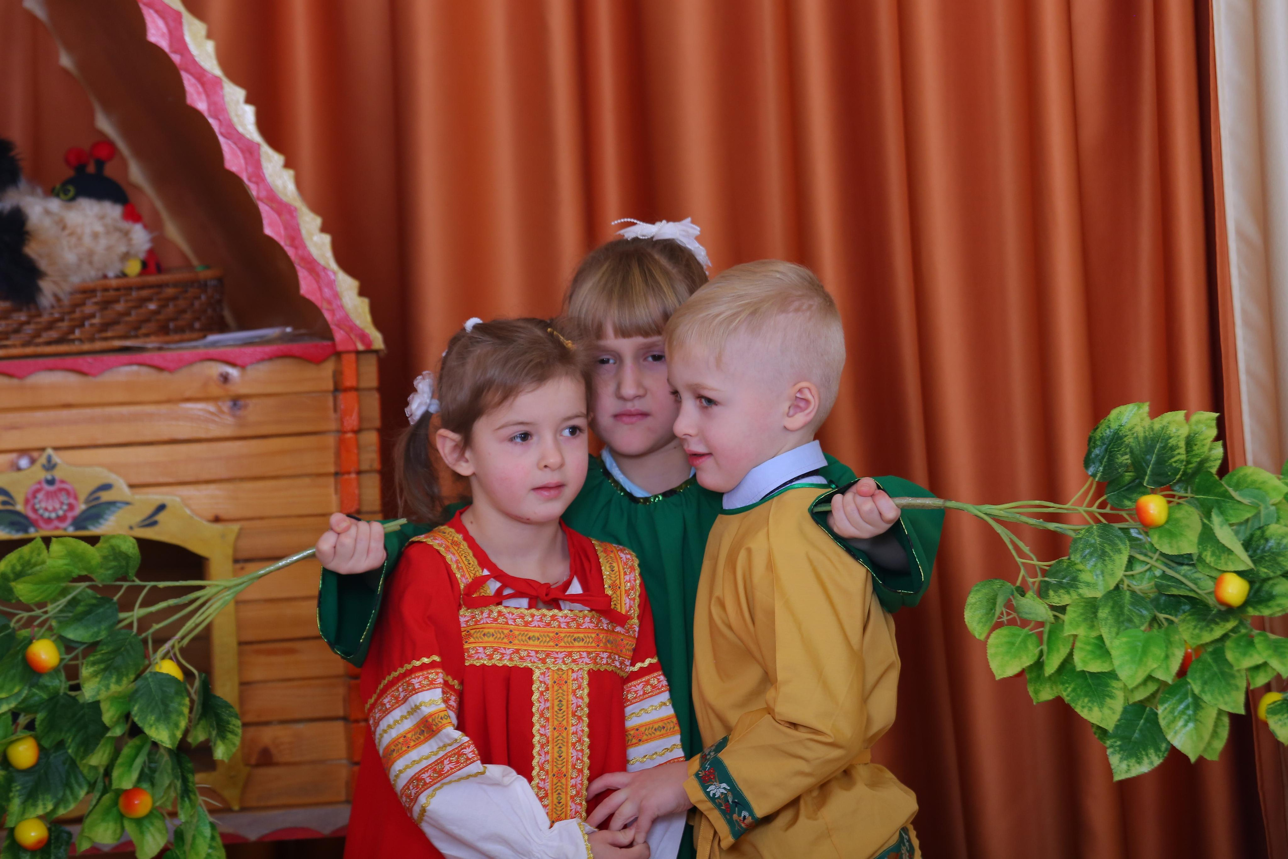 Утренник в саду. Студия детской и семейной фотографии 12кадров