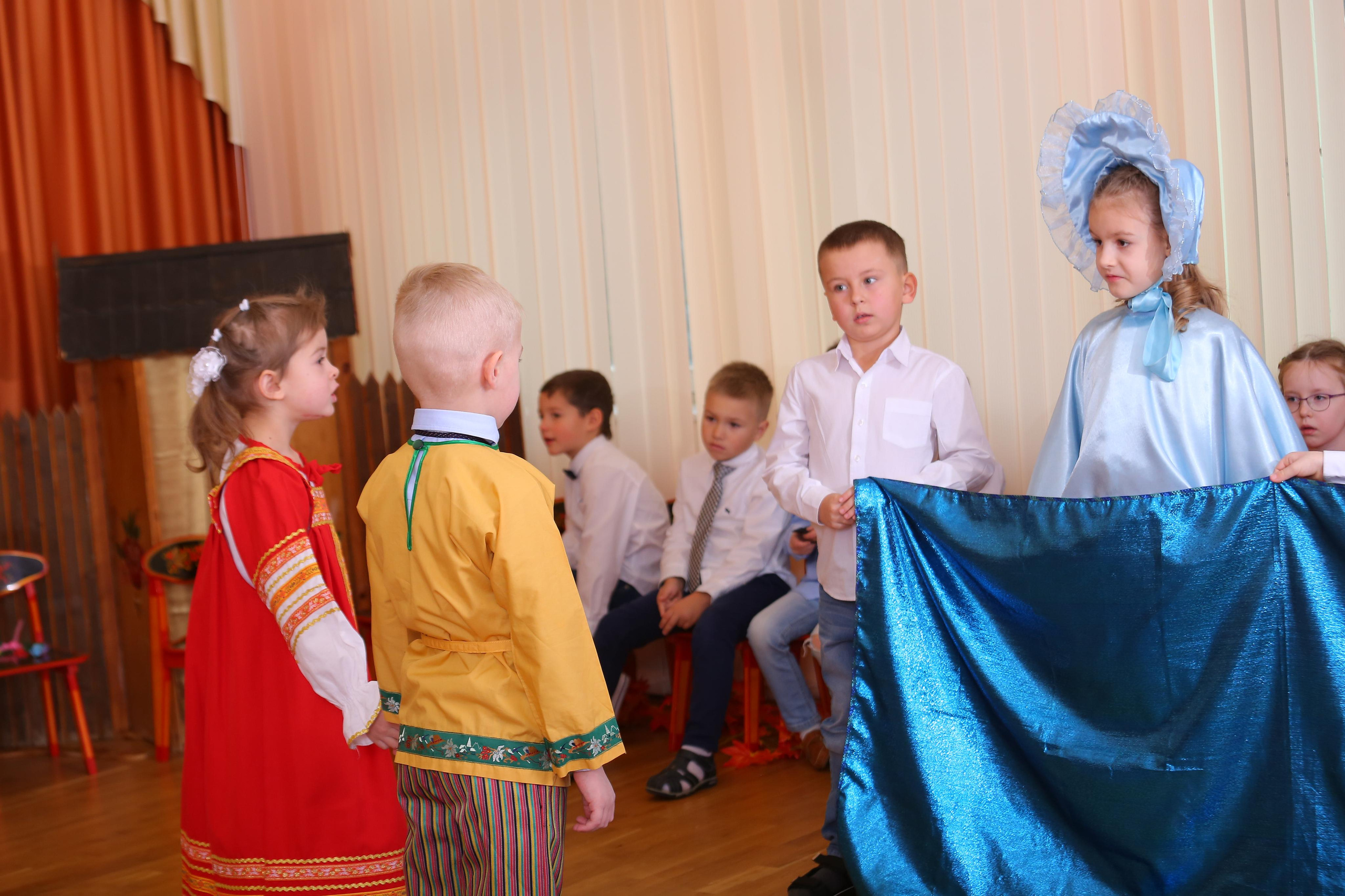 Утренник в саду. Студия детской и семейной фотографии 12кадров