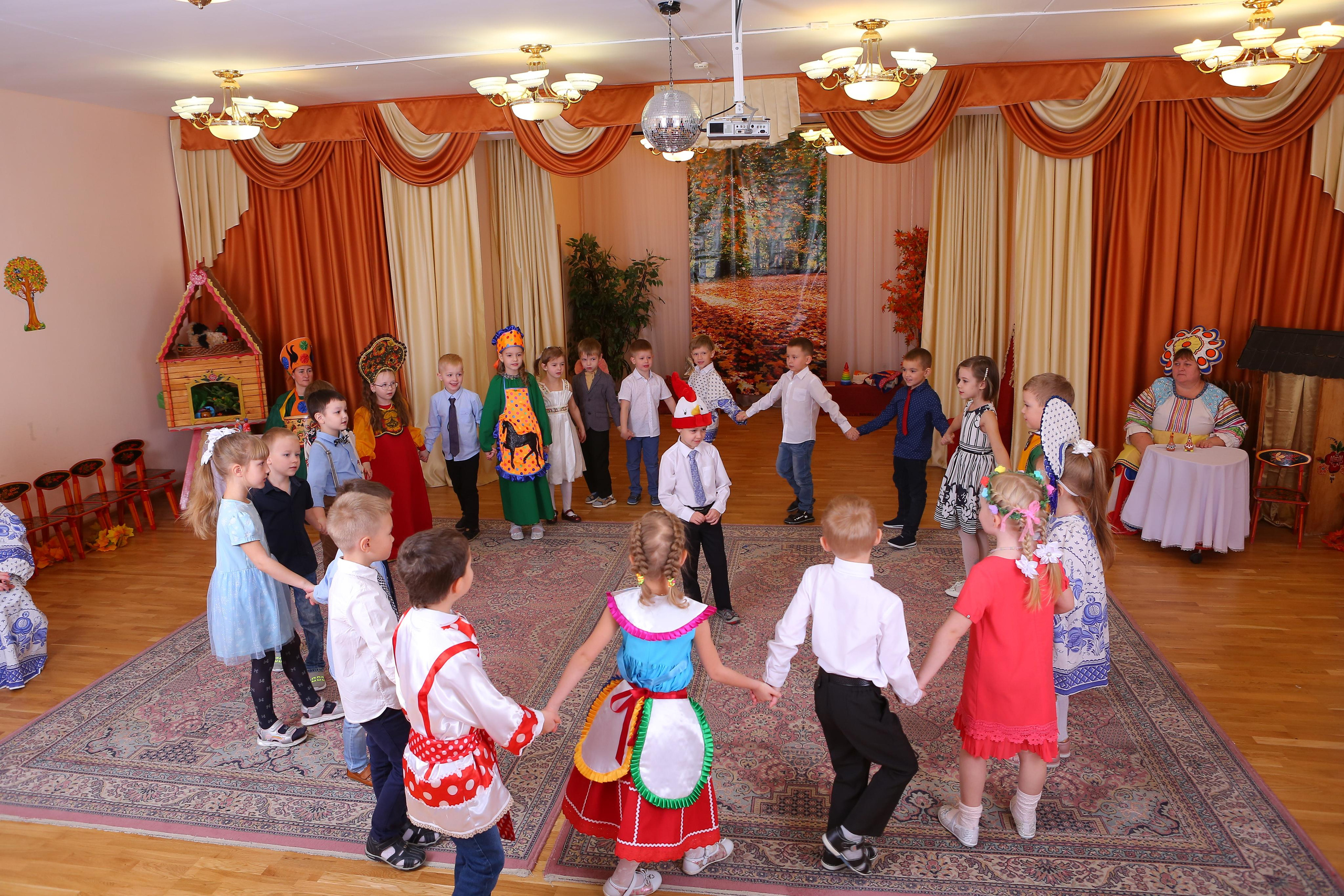 Утренник в саду. Студия детской и семейной фотографии 12кадров