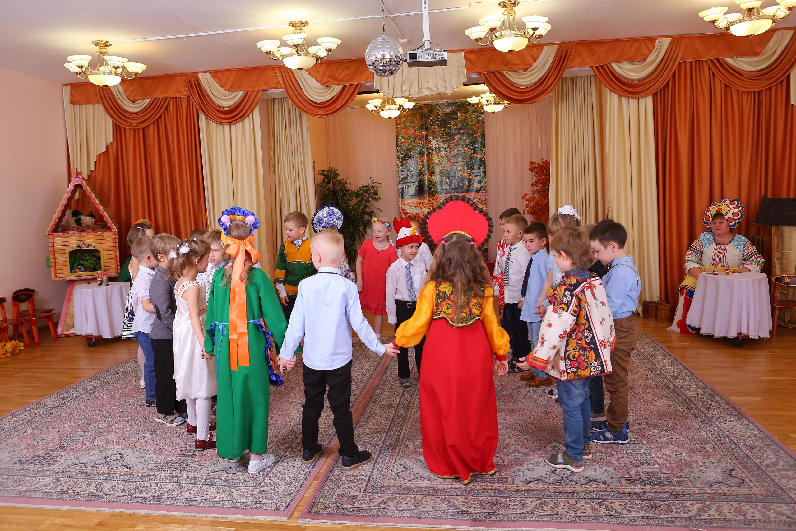 Утренник в саду. Студия детской и семейной фотографии 12кадров