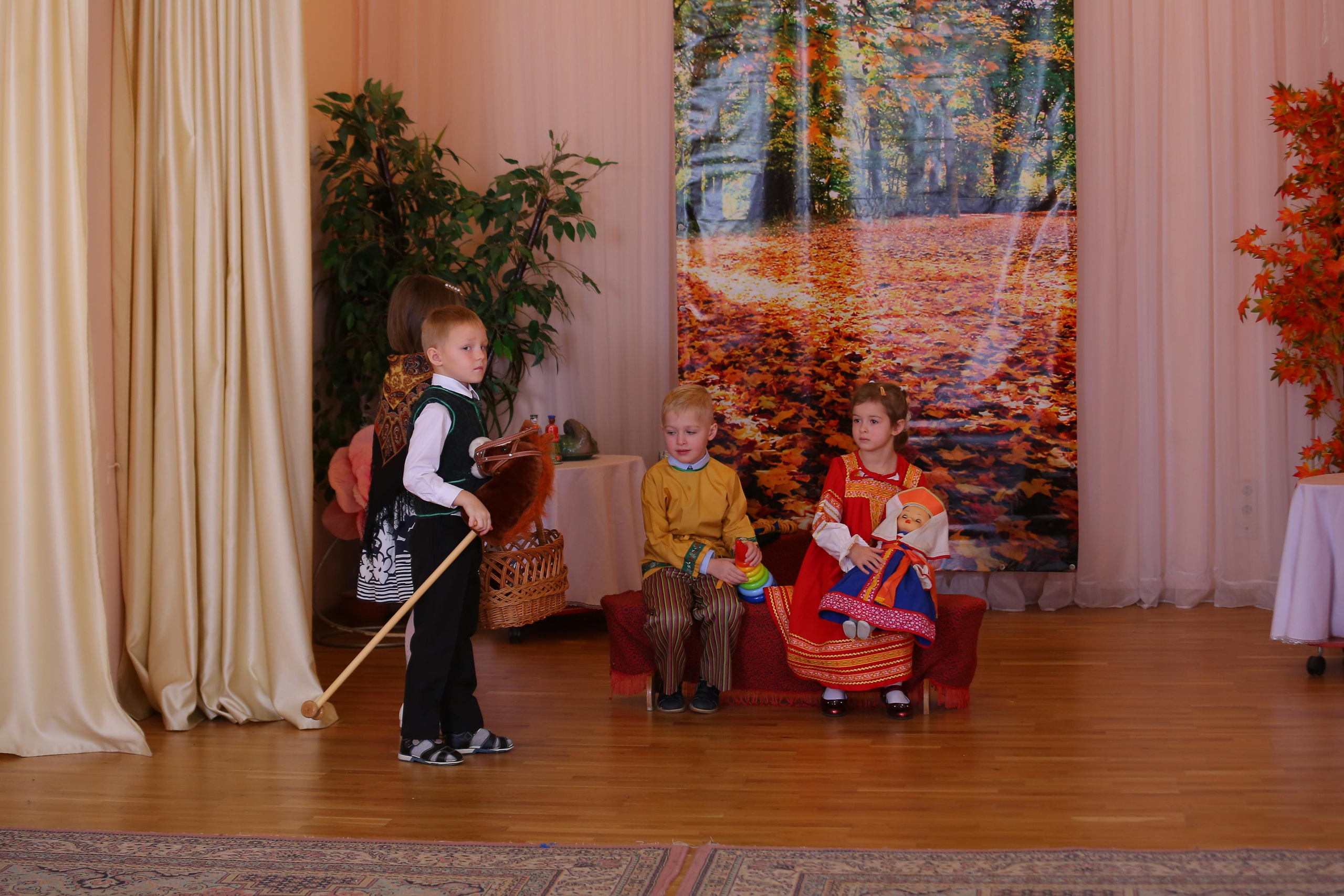 Утренник в саду. Студия детской и семейной фотографии 12кадров