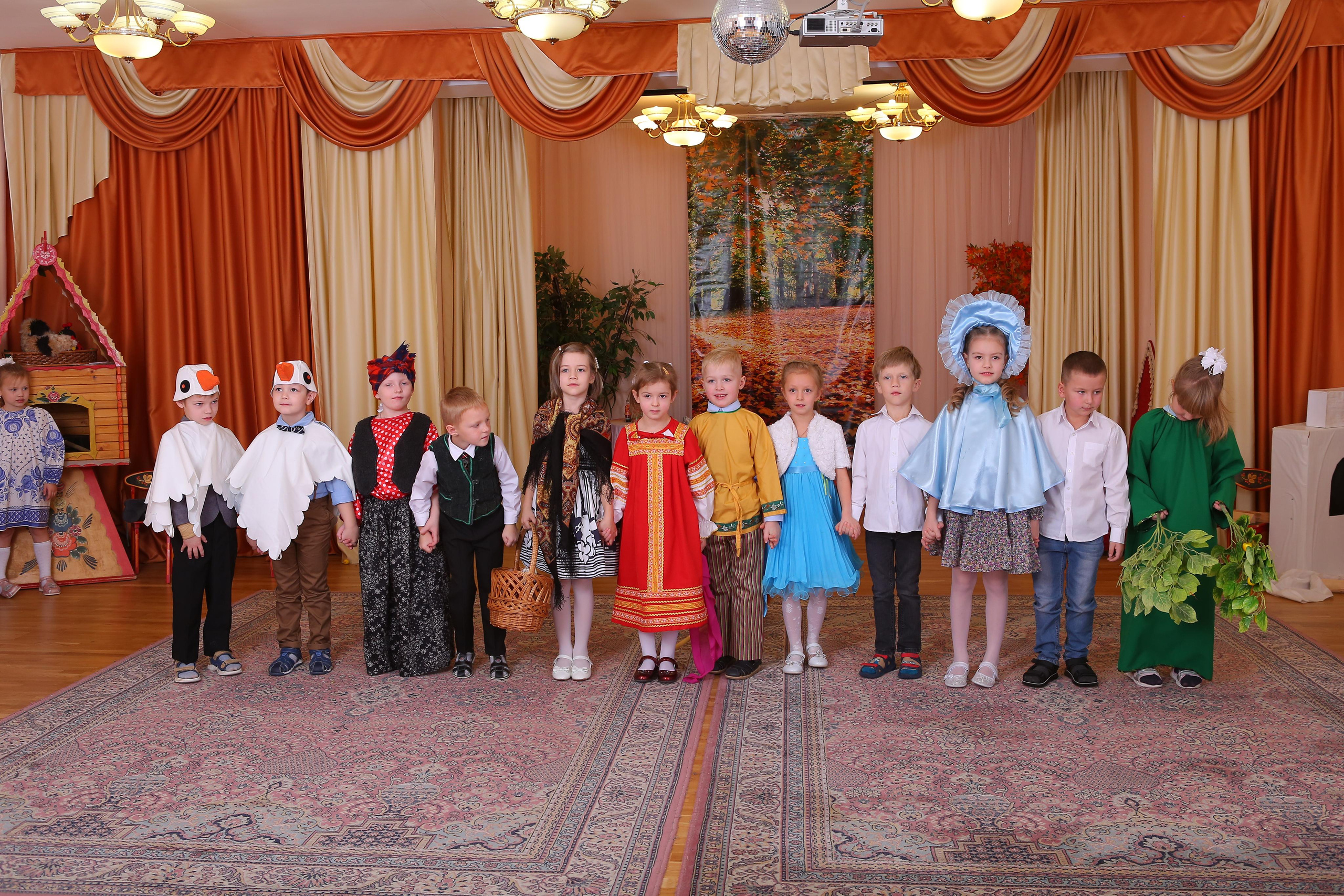 Утренник в саду. Студия детской и семейной фотографии 12кадров