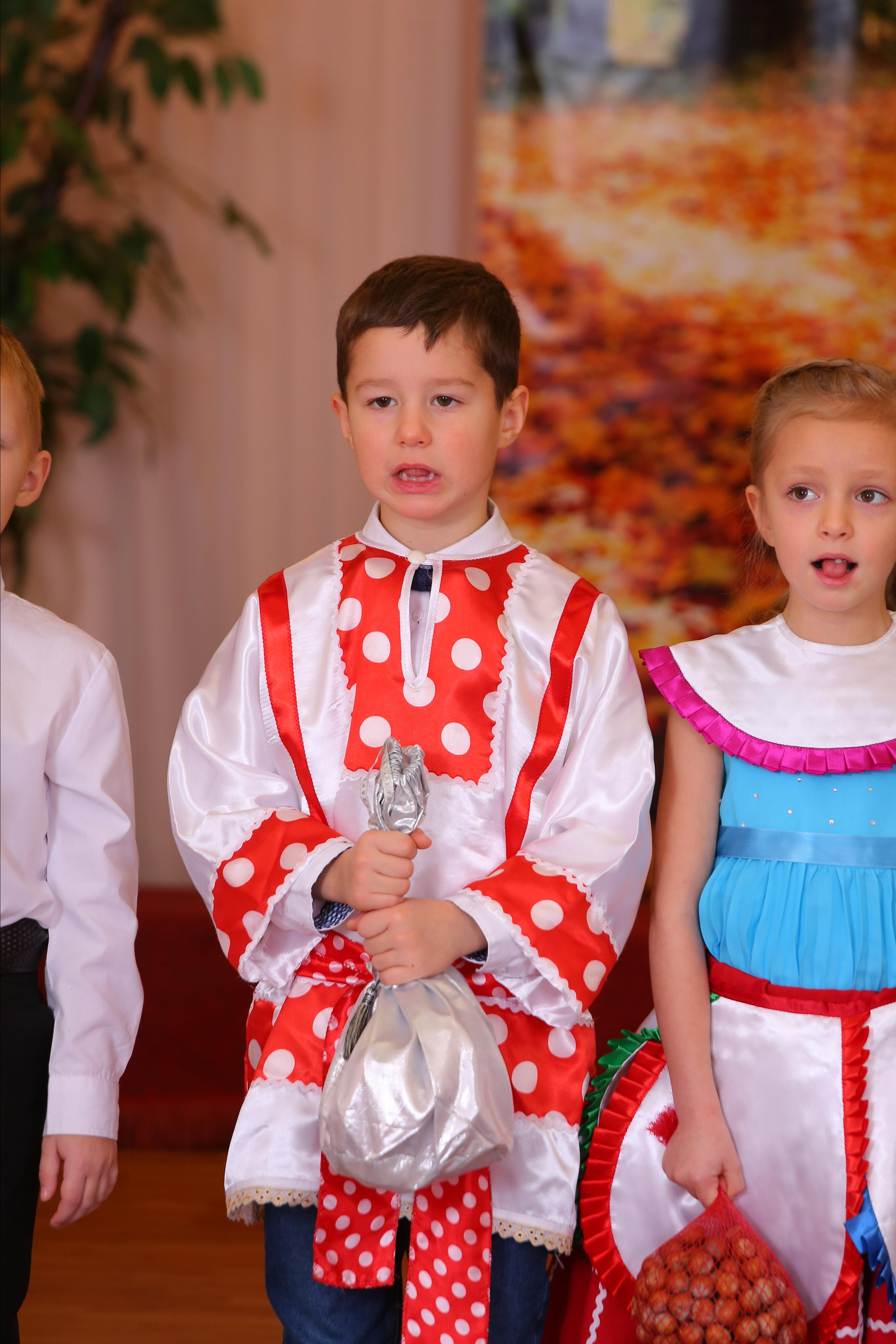 Утренник в саду. Студия детской и семейной фотографии 12кадров