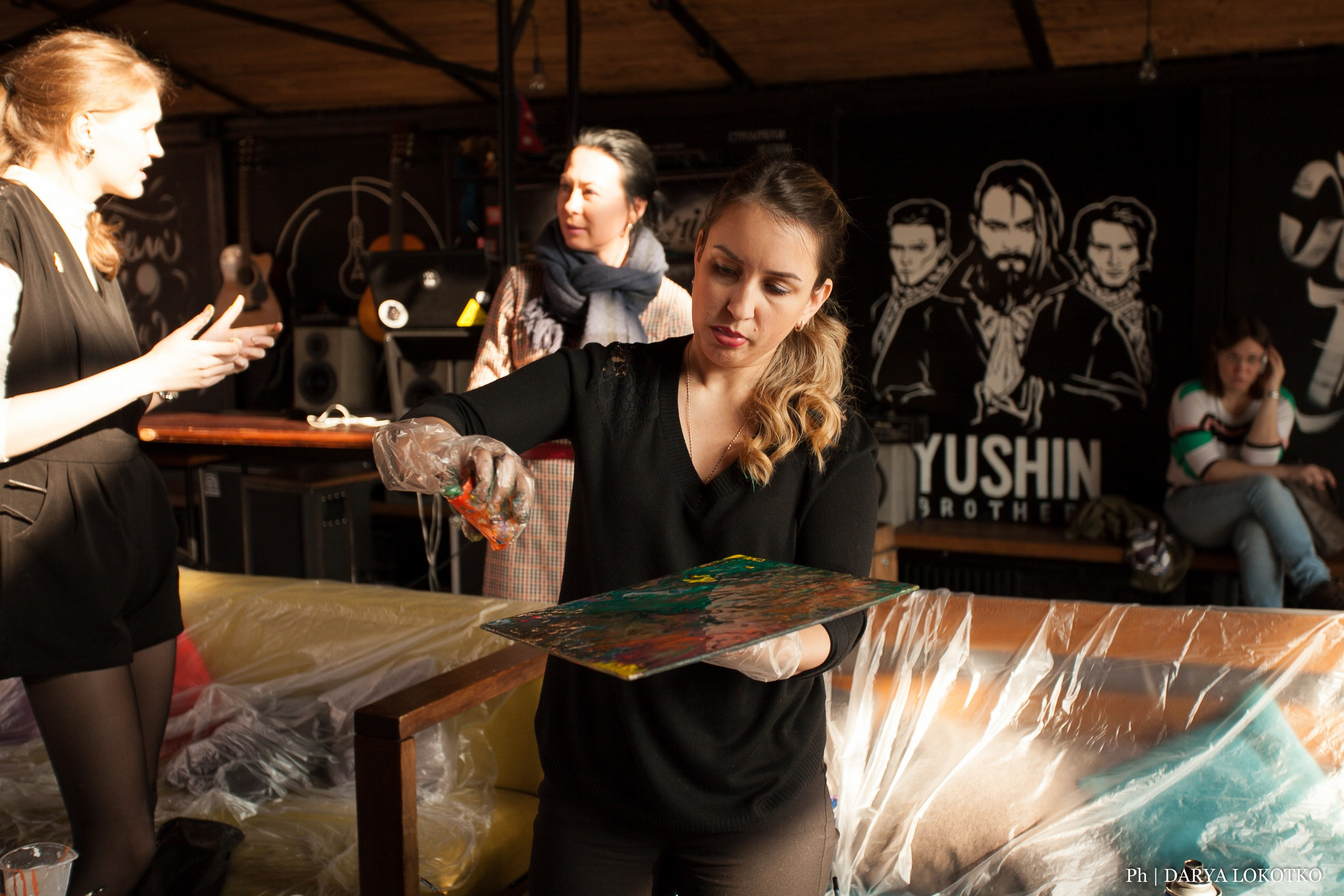 Мастер класс Fluid Art. Фотограф Дарья Локотко в Красноярске