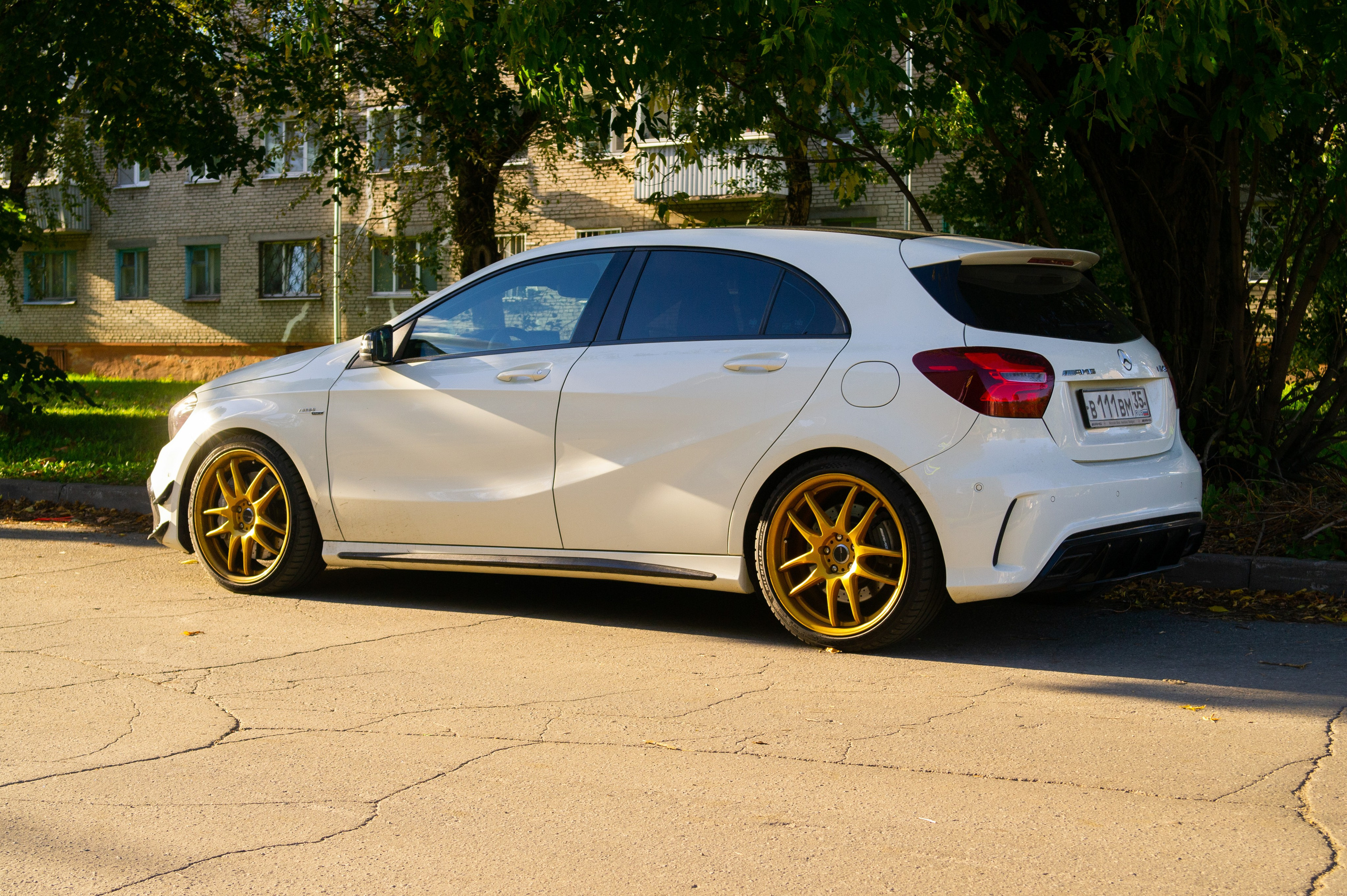 Сентябрь 2025. Den Mirov — Фотограф, Музыкант